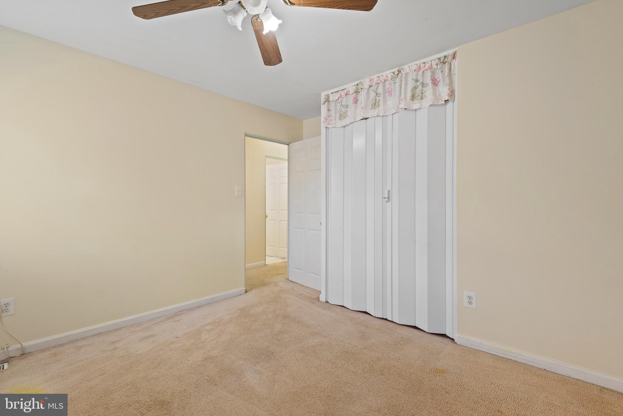 ROCKLAND - Residential