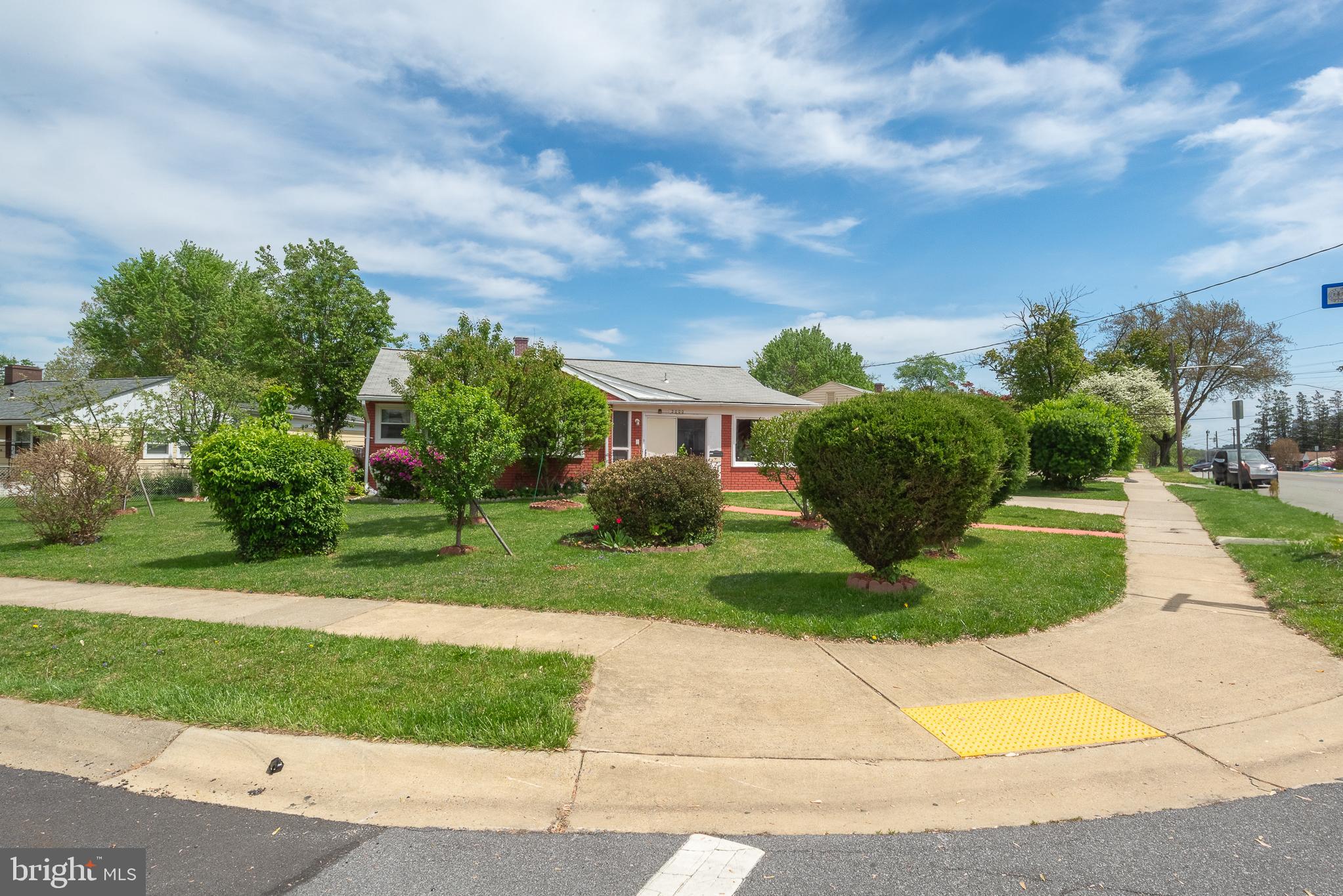 ROCKLAND - Residential