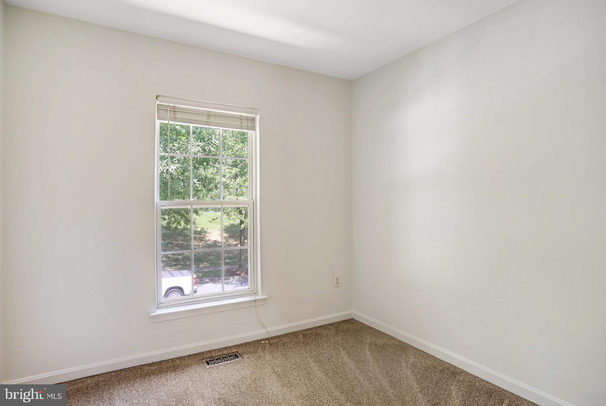 KING FARM BAILEYS COMMON - Residential