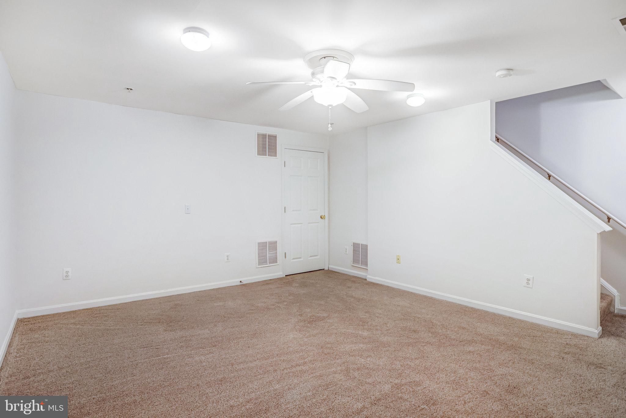 KING FARM BAILEYS COMMON - Residential