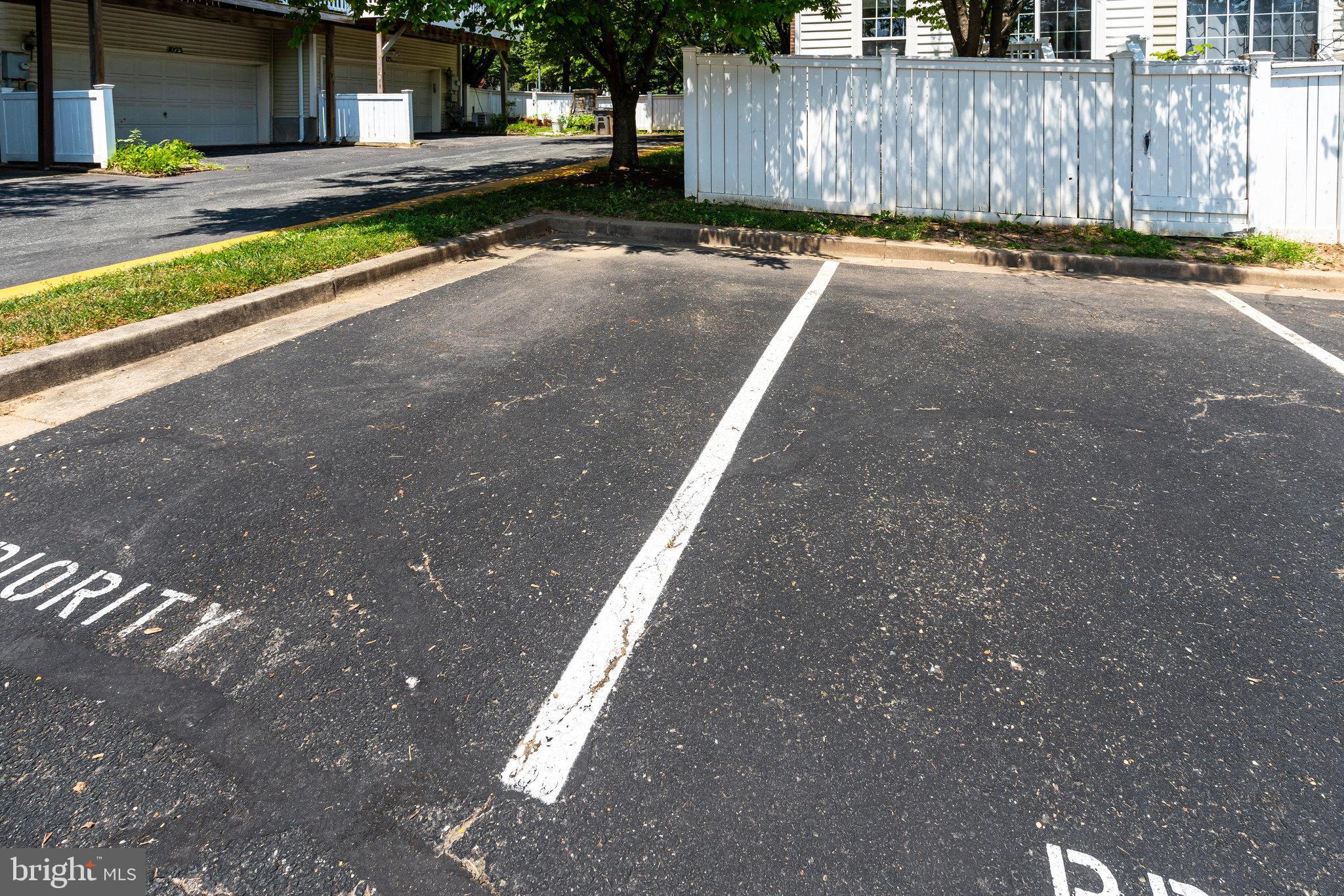 KING FARM BAILEYS COMMON - Residential