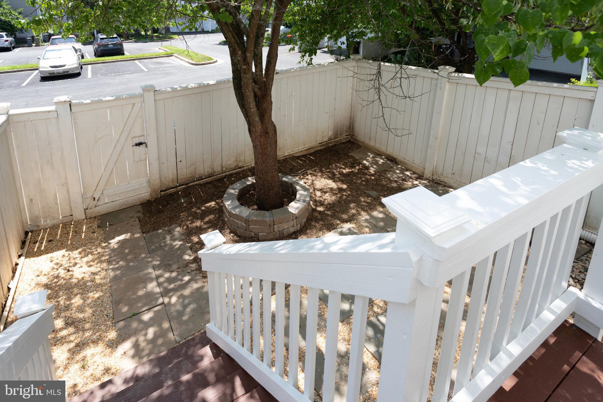 KING FARM BAILEYS COMMON - Residential