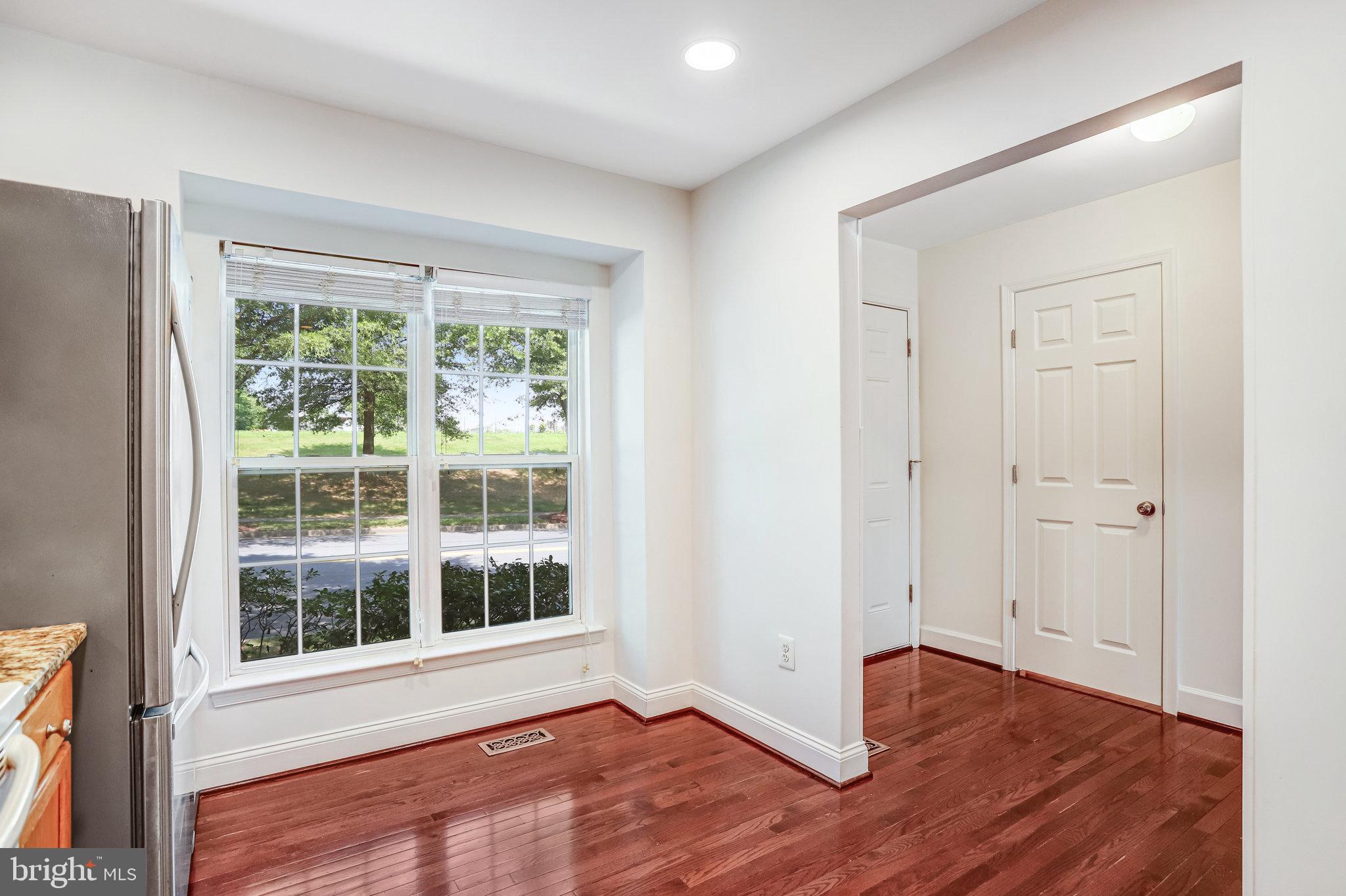 KING FARM BAILEYS COMMON - Residential