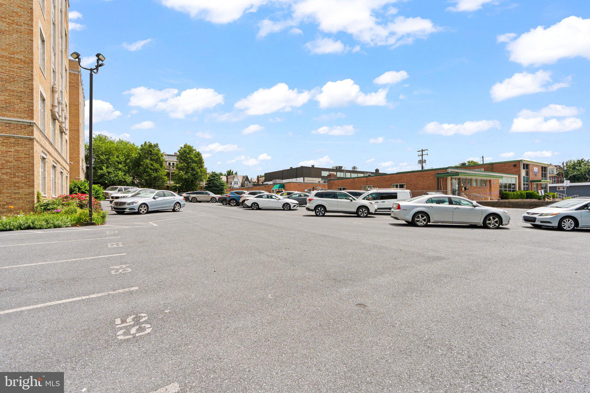 1525 N FRONT STREET 506