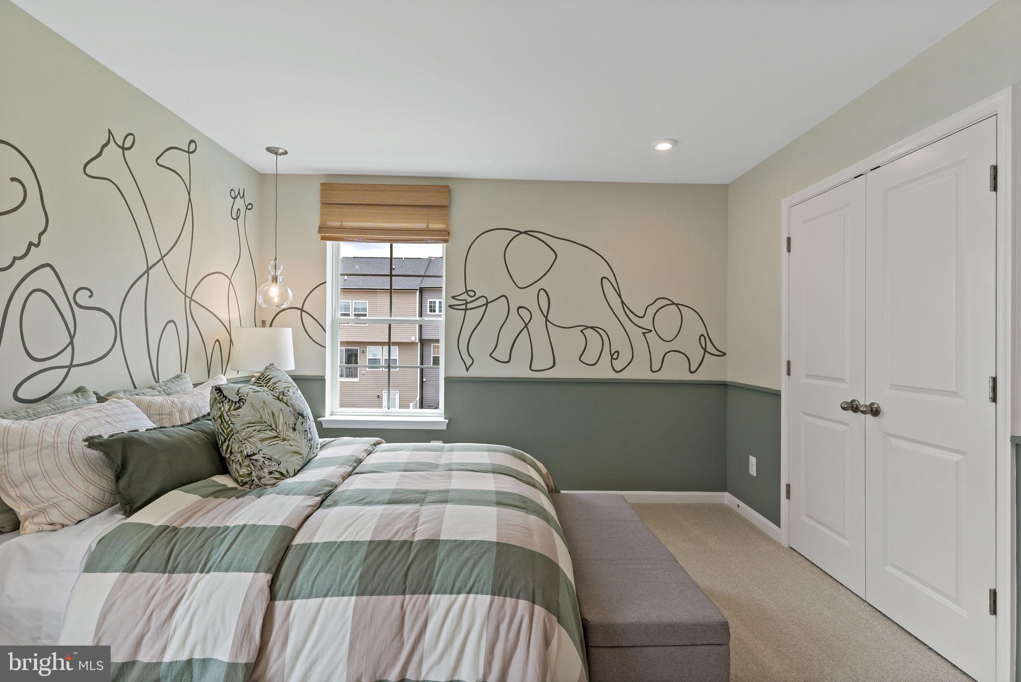 KING'S CROSSING - Residential