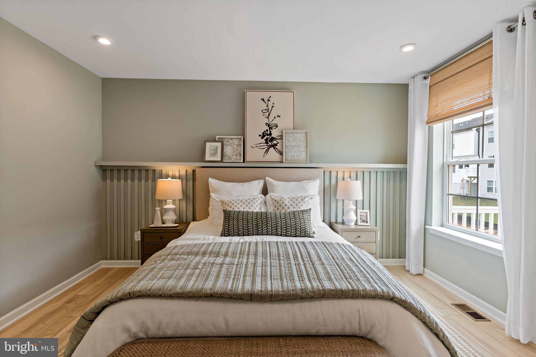 KING'S CROSSING - Residential