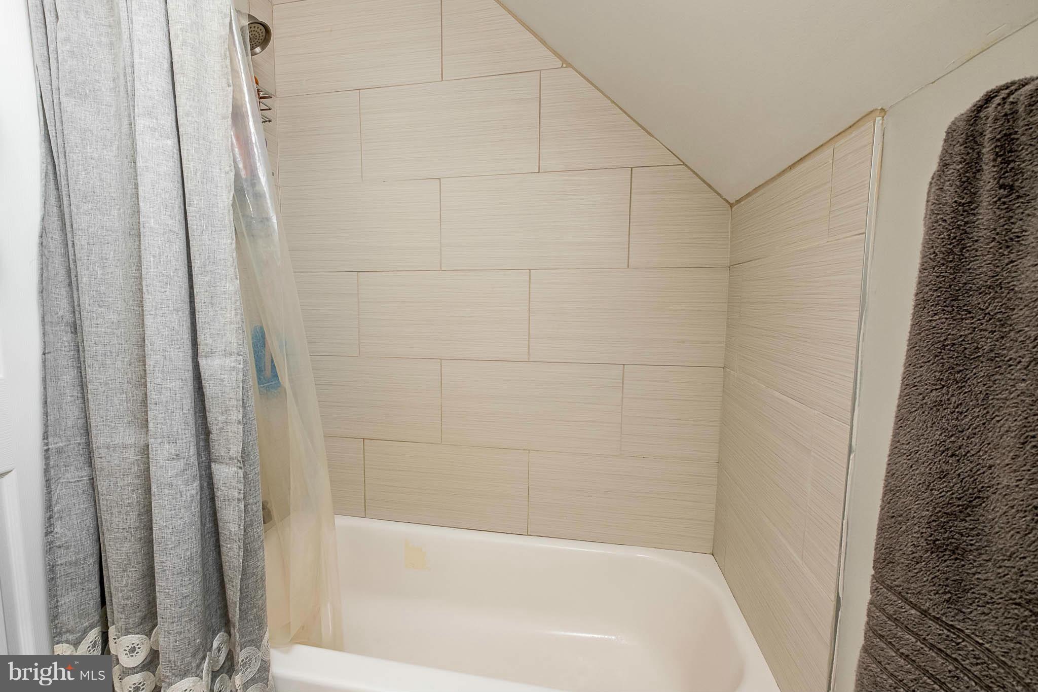 HEATHER HILLS AT BELAIR - Residential