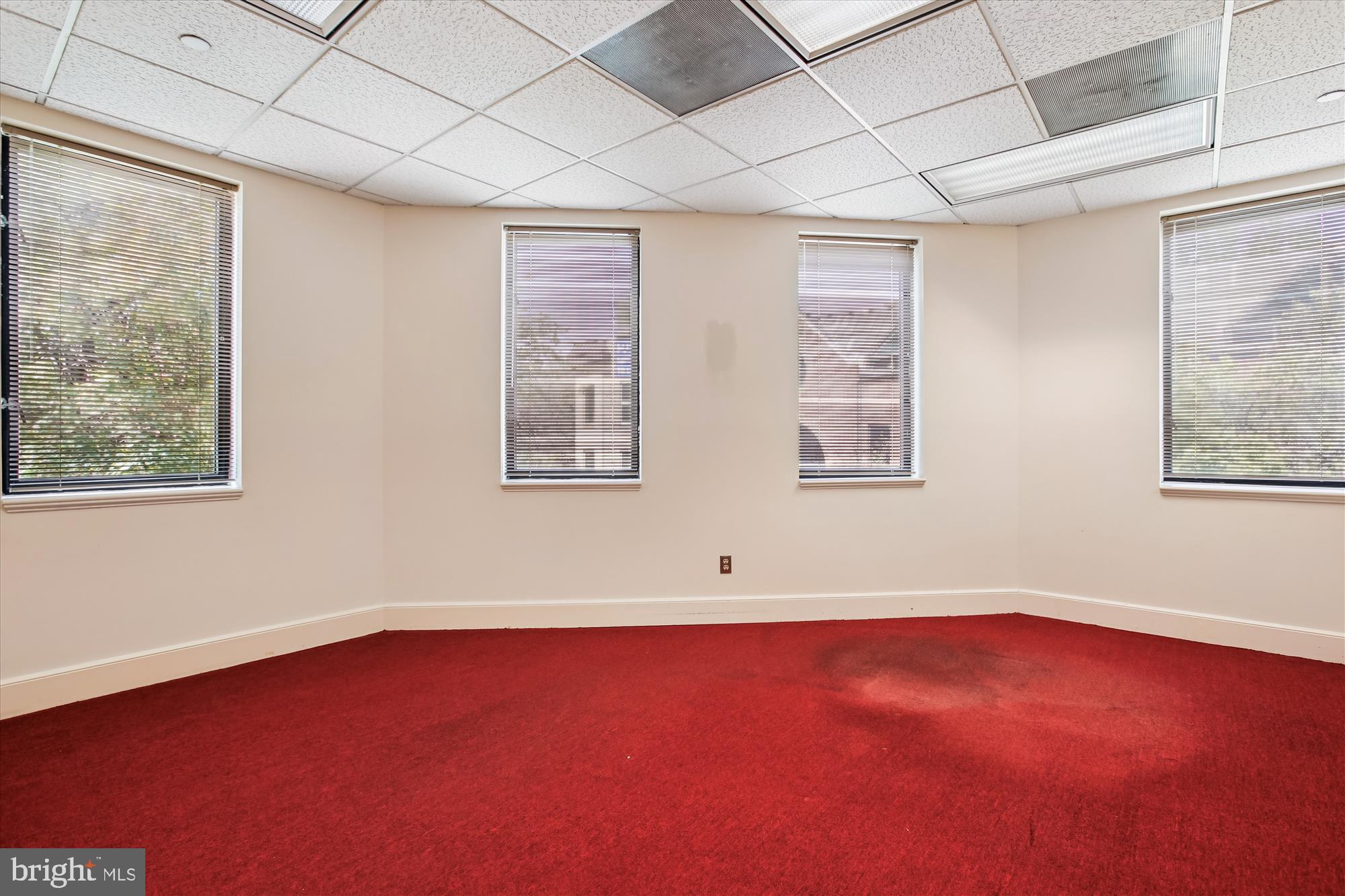 OLD TOWN ALEXANDRIA - Commercial Sale