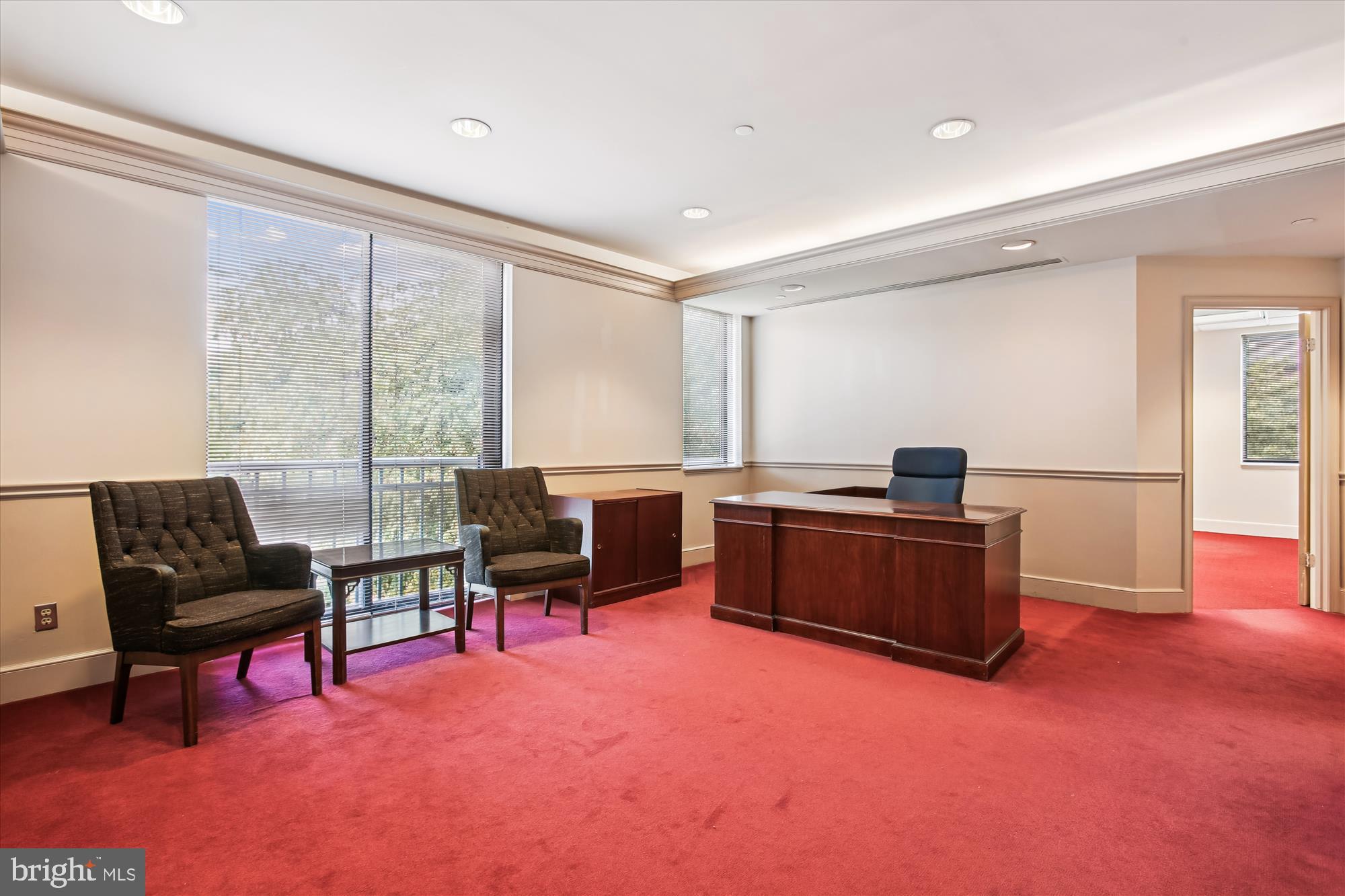 OLD TOWN ALEXANDRIA - Commercial Sale