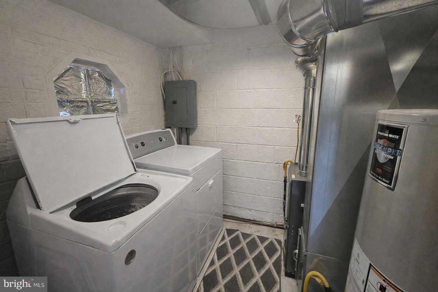 HIGHLAND GARDENS - Residential