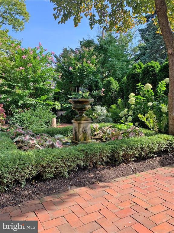 HISTORIC BETHLEHEM - Residential