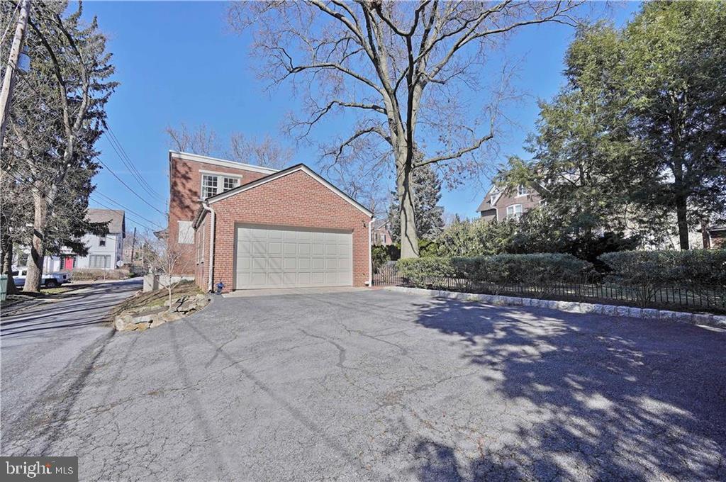 HISTORIC BETHLEHEM - Residential