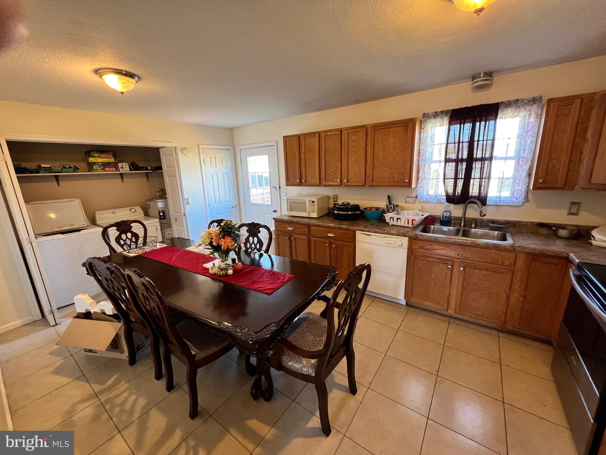 HIGHLAND VIEW - Residential