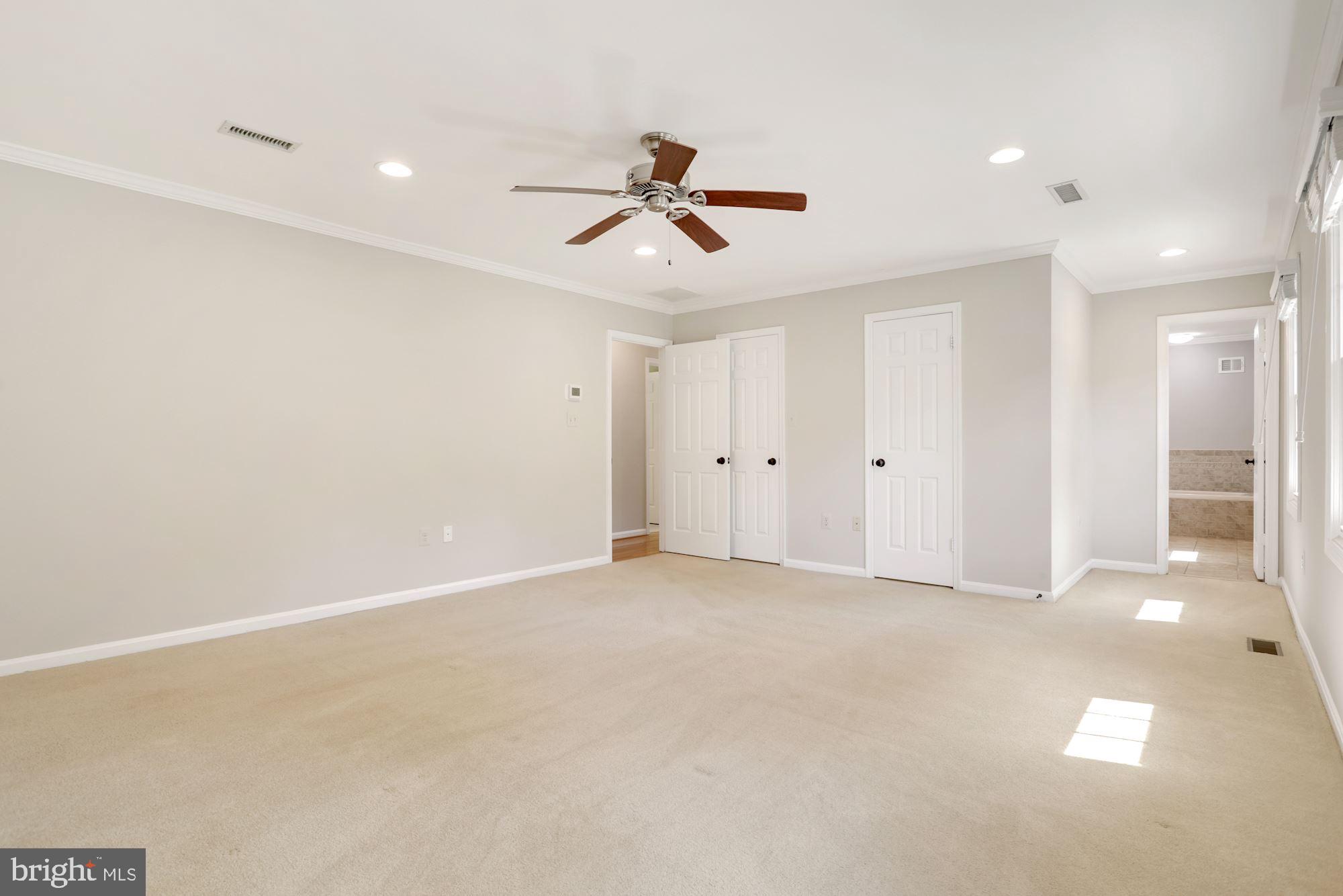 LANGLEY OAKS - Residential