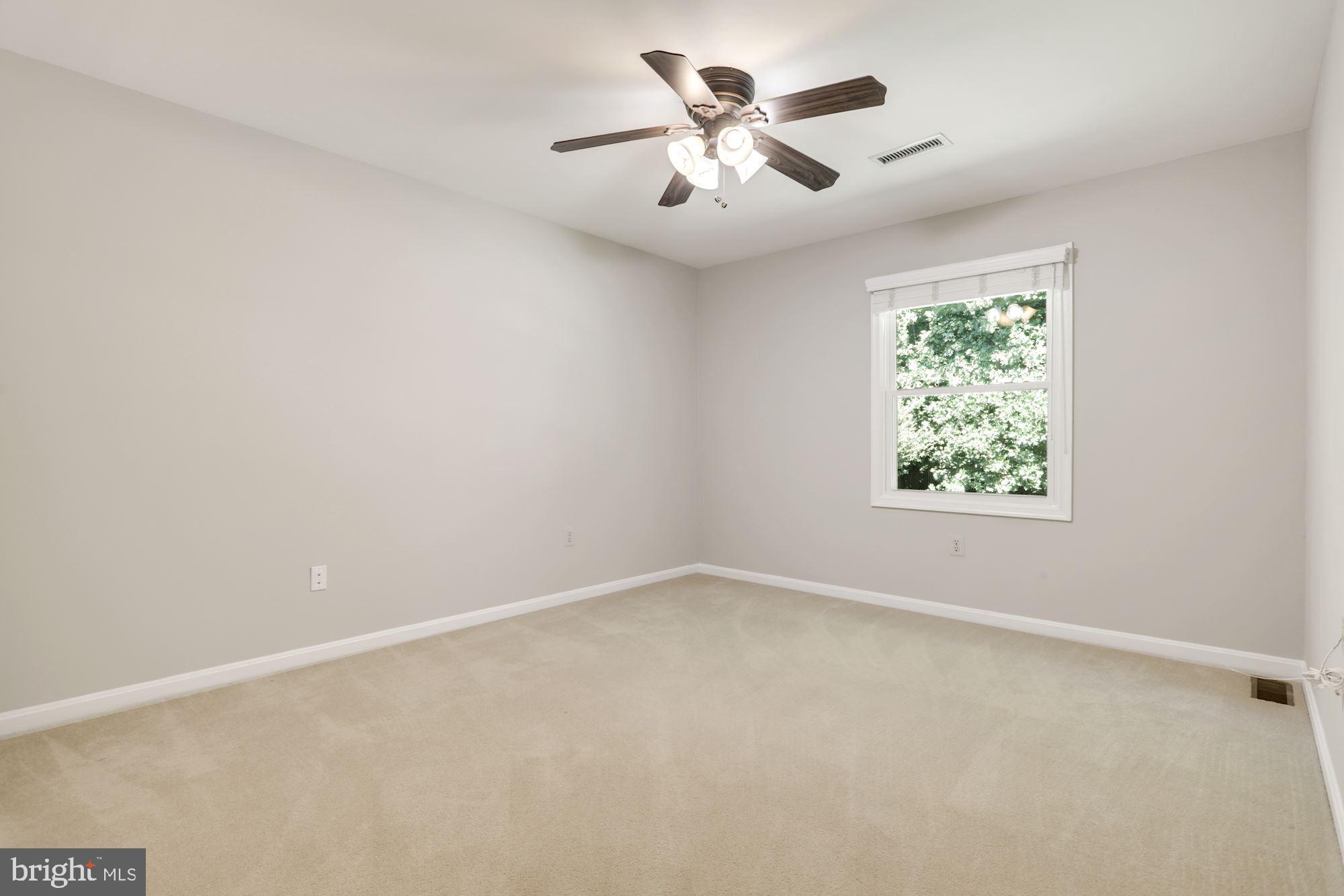 LANGLEY OAKS - Residential