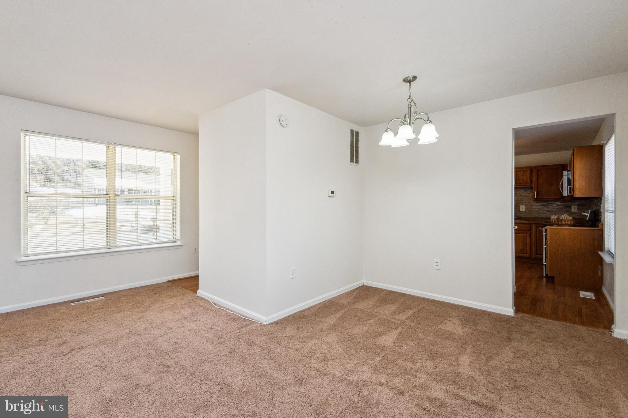 SQUIRES WOOD - Residential