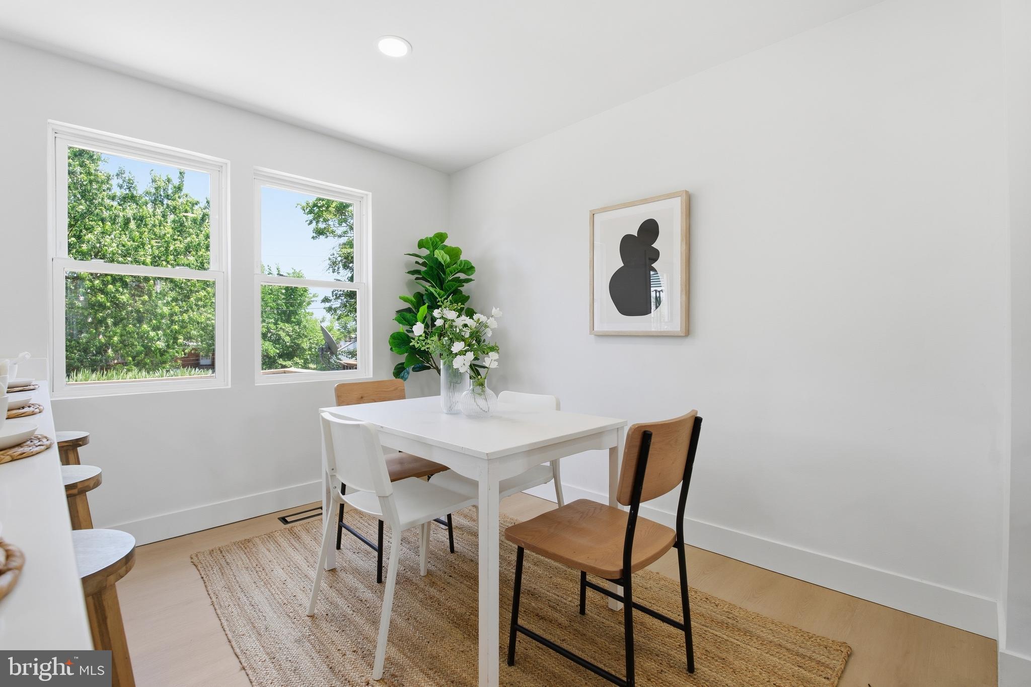 GLEN OAKS - Residential