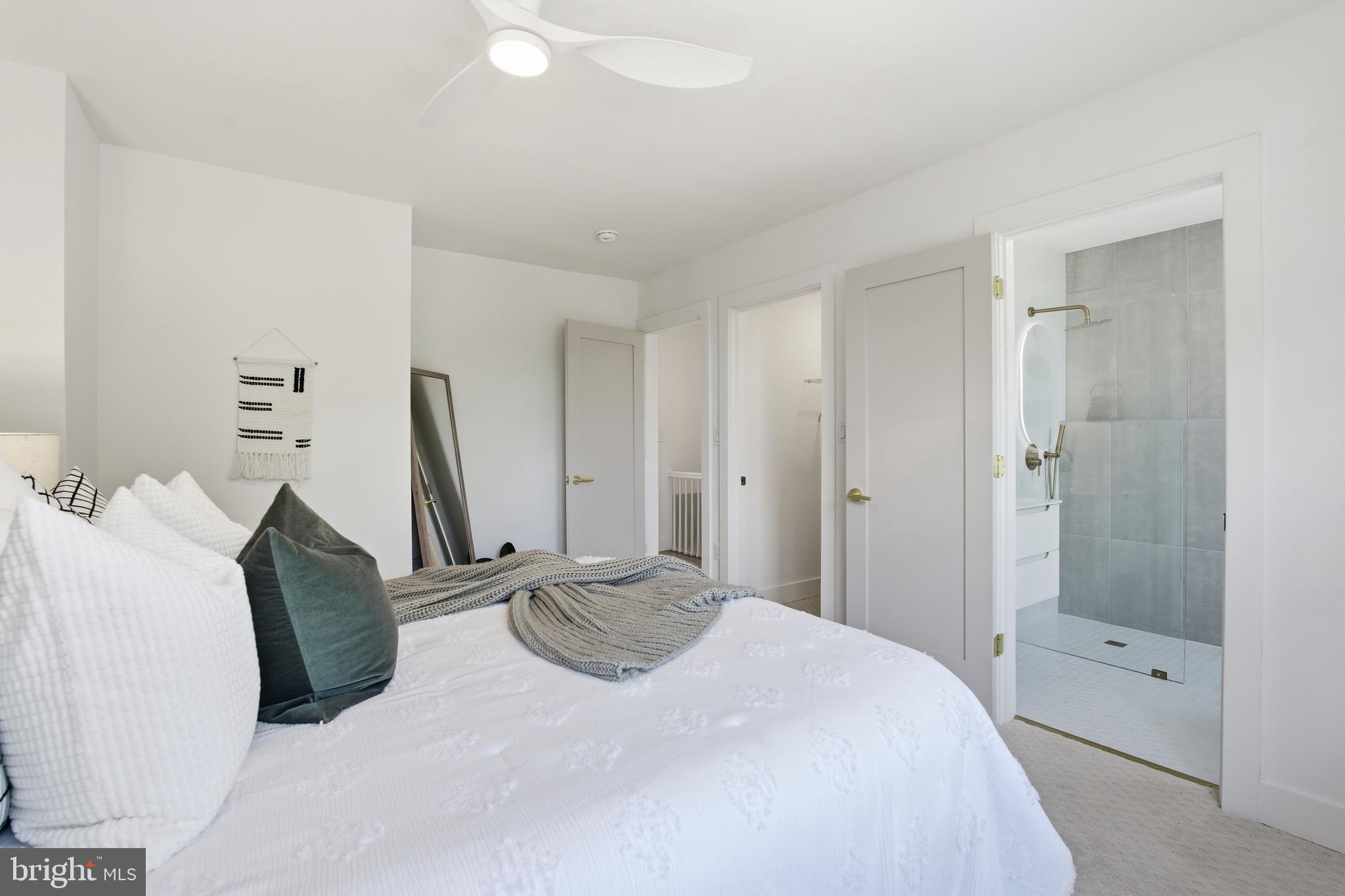 GLEN OAKS - Residential
