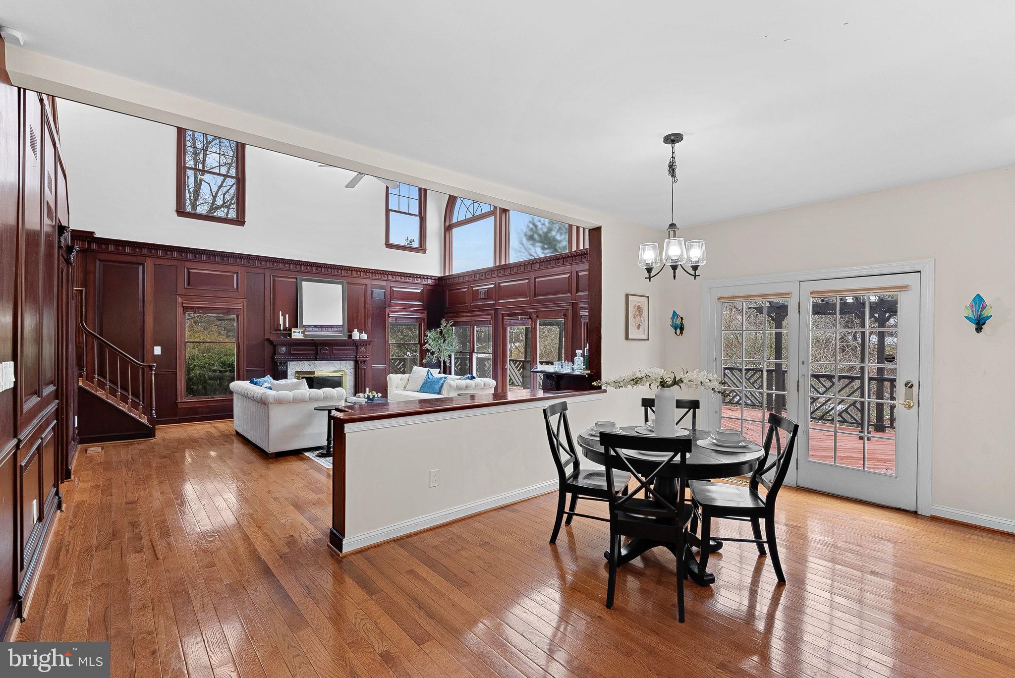 HUNTER MILL ESTATES - Residential