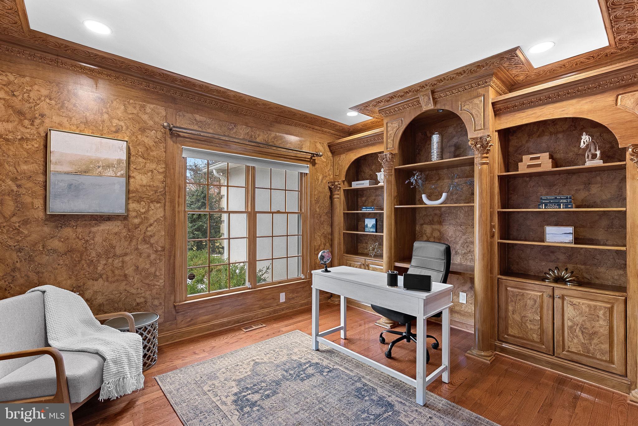 HUNTER MILL ESTATES - Residential