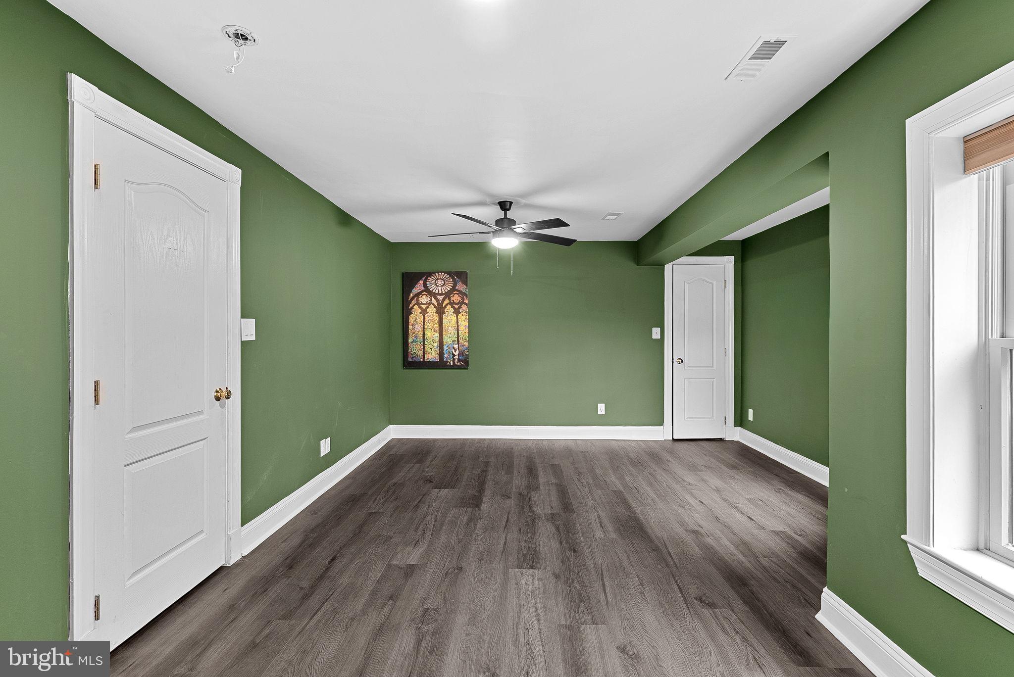 HUNTER MILL ESTATES - Residential