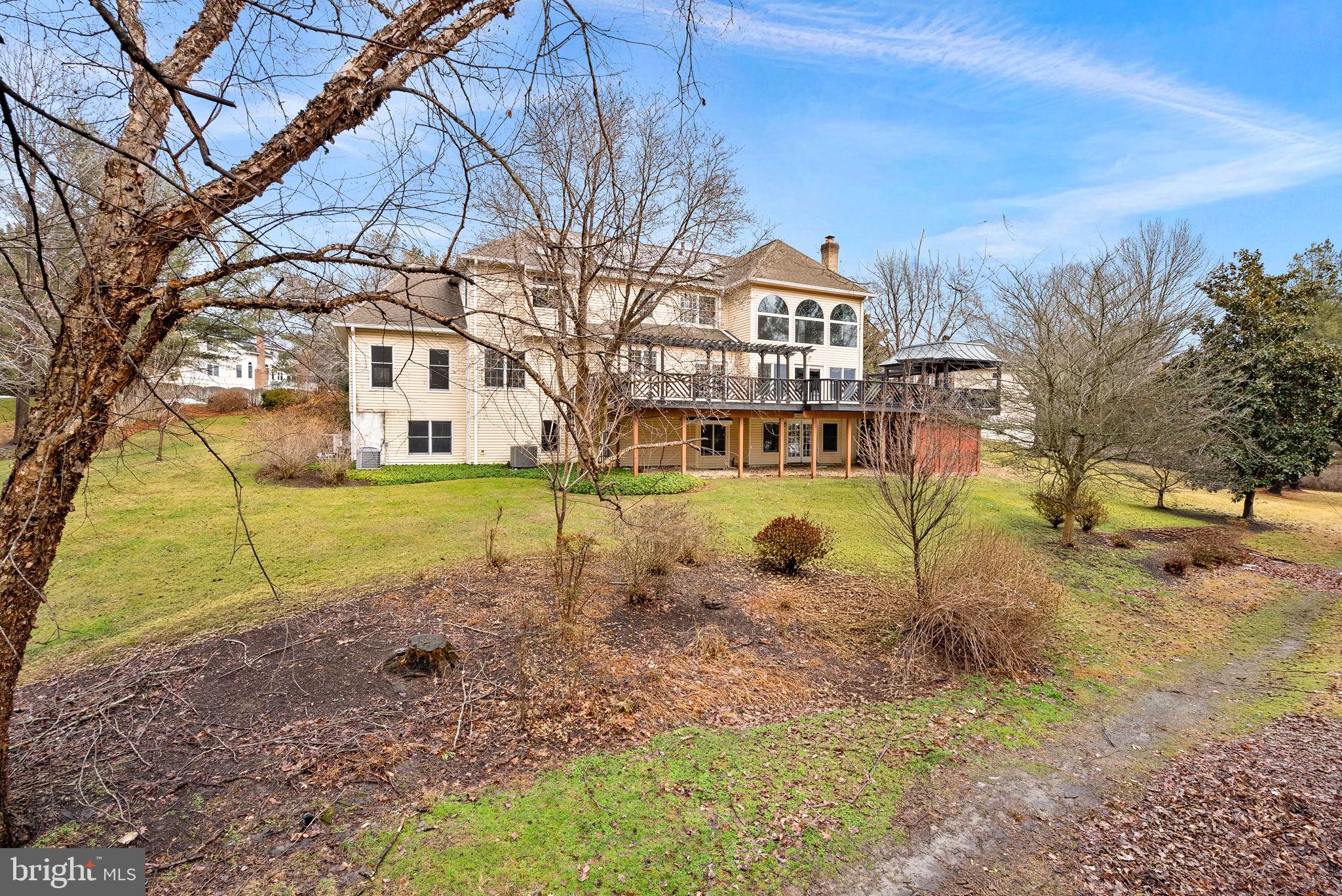 HUNTER MILL ESTATES - Residential