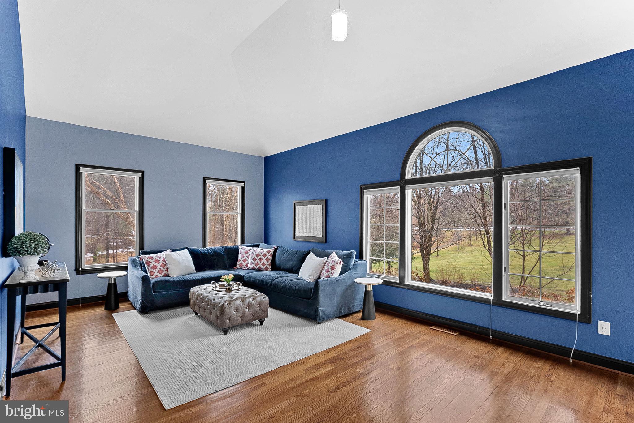 HUNTER MILL ESTATES - Residential