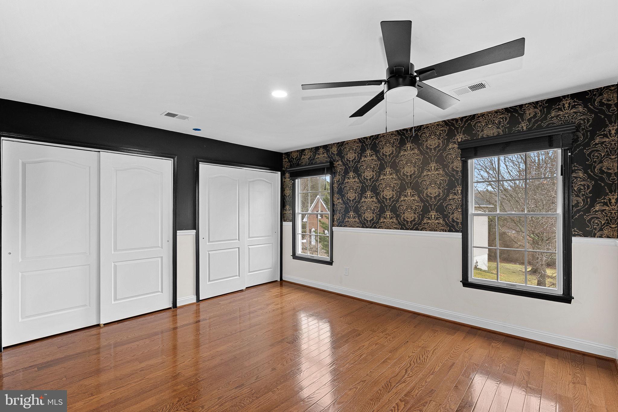 HUNTER MILL ESTATES - Residential