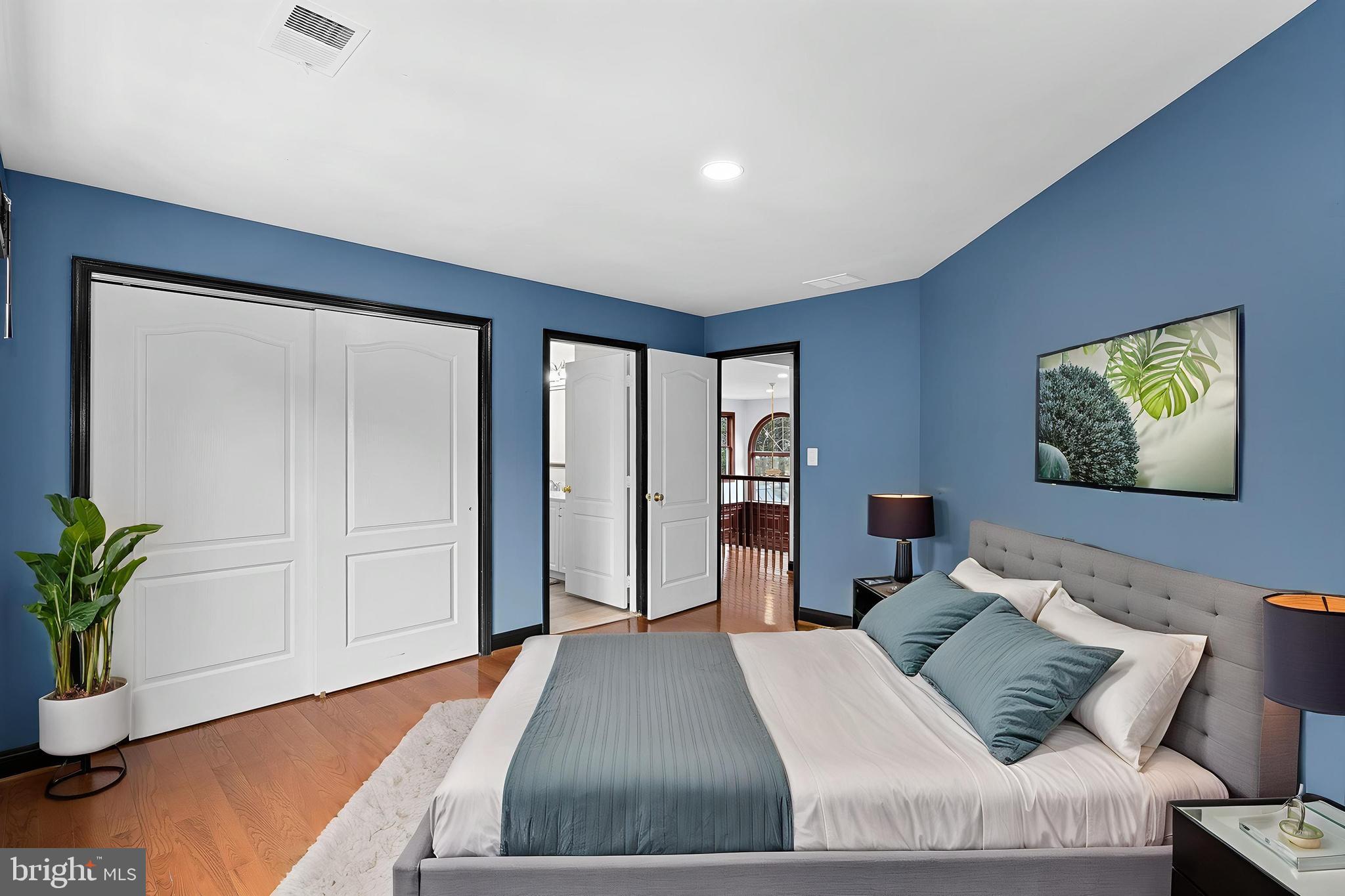 HUNTER MILL ESTATES - Residential