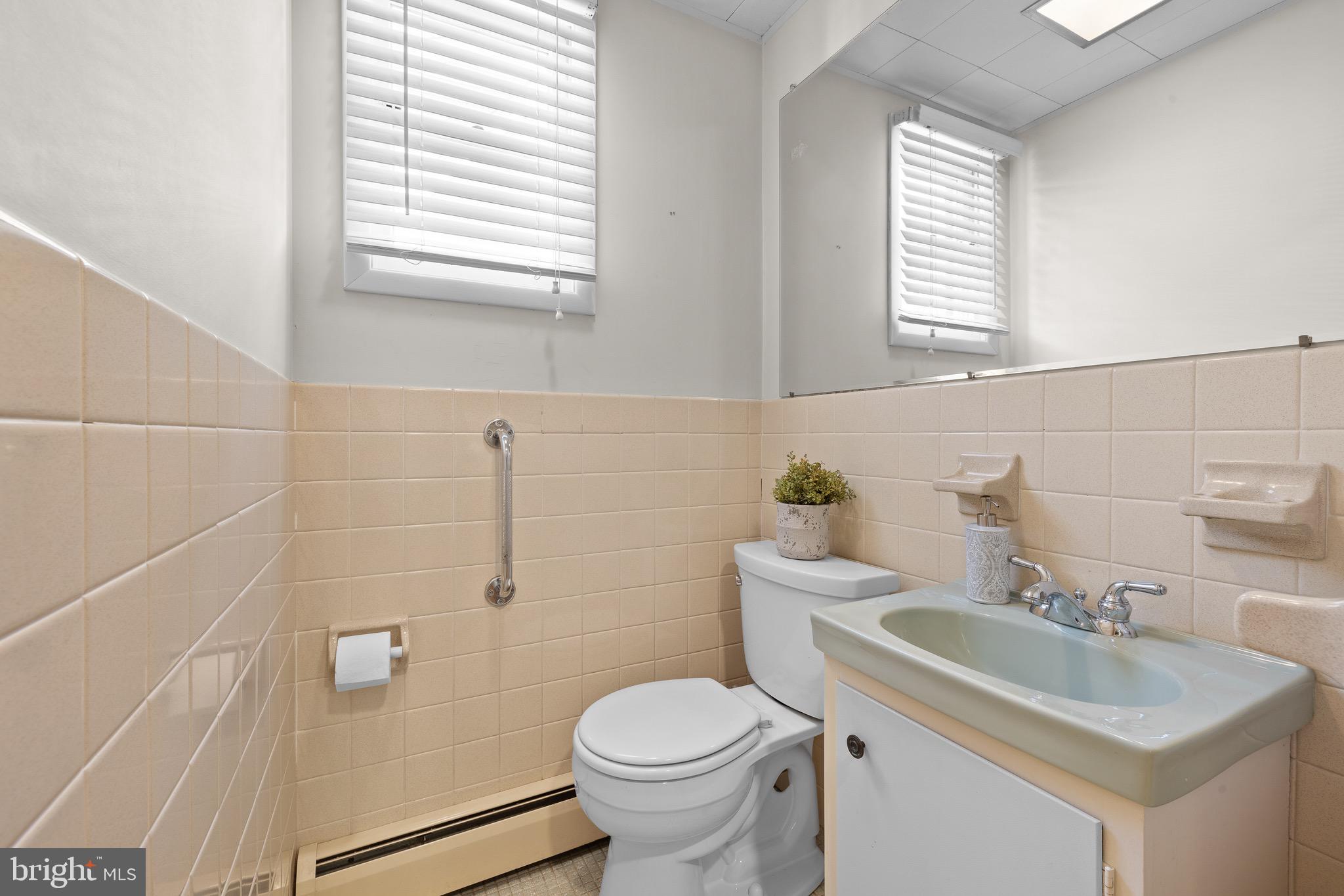 CHATHAM VIL - Residential