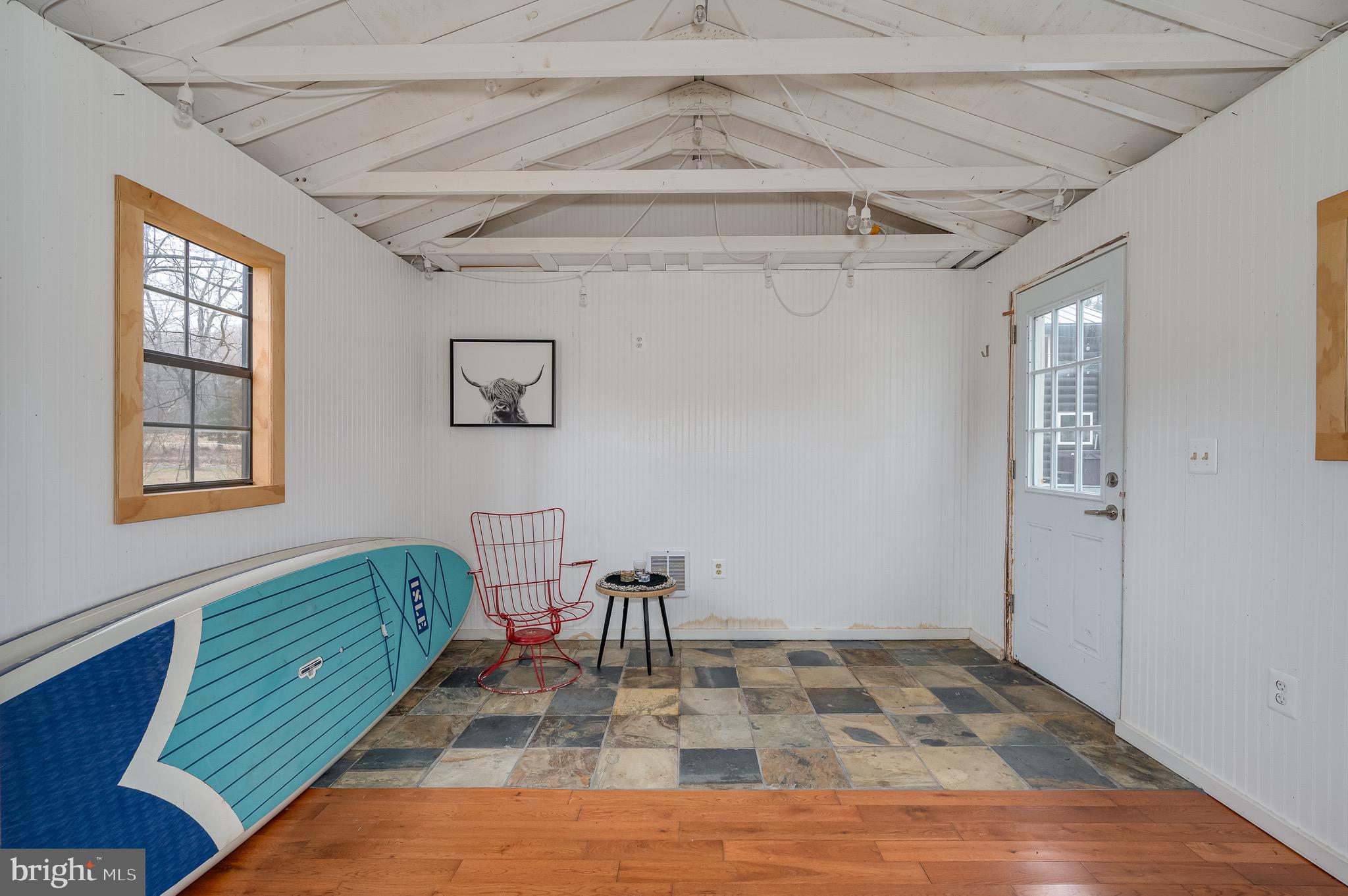 RIVERSIDE - Residential