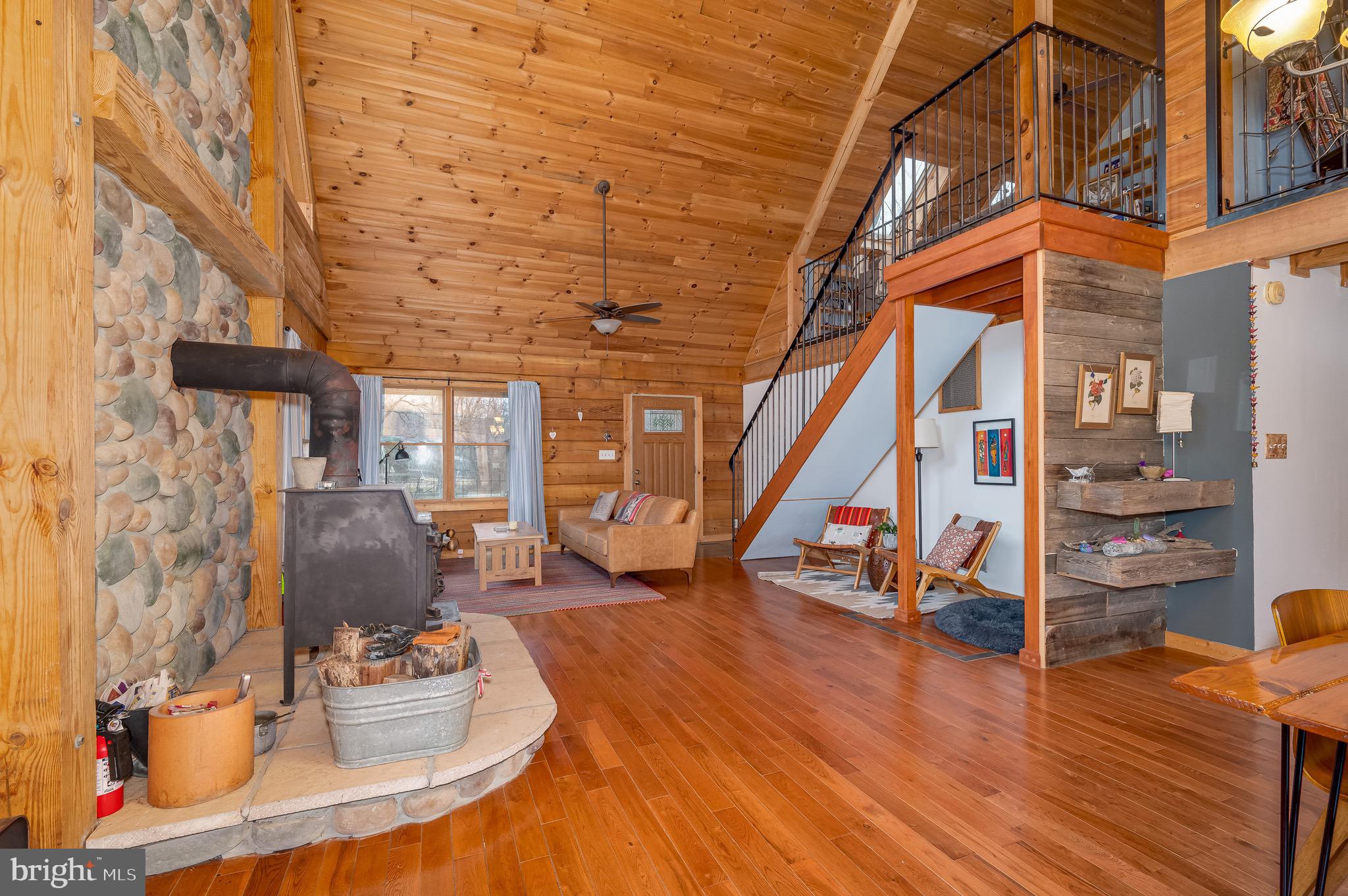 RIVERSIDE - Residential