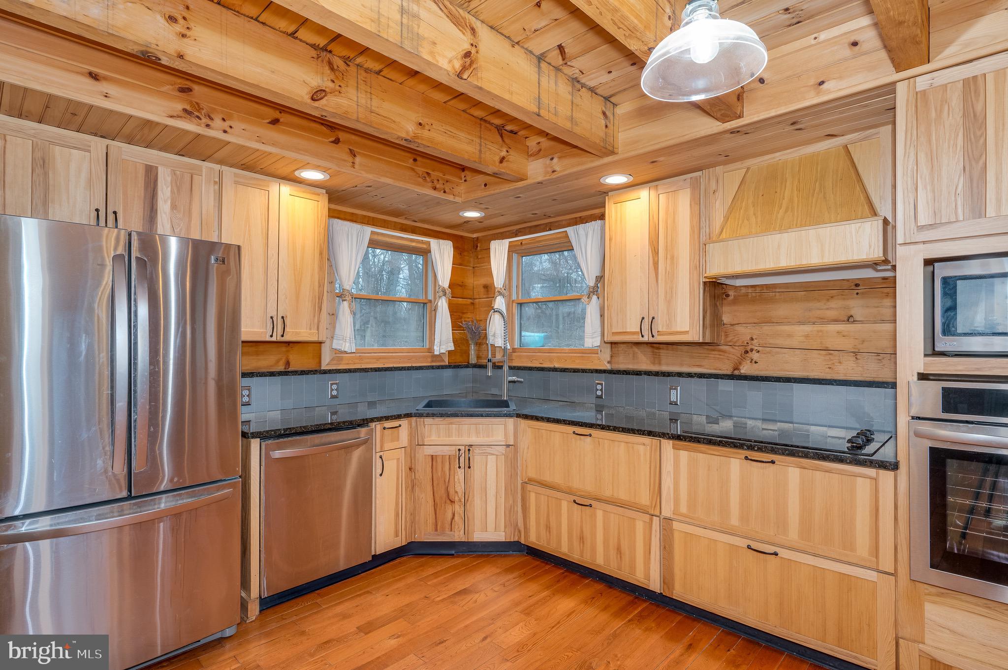 RIVERSIDE - Residential