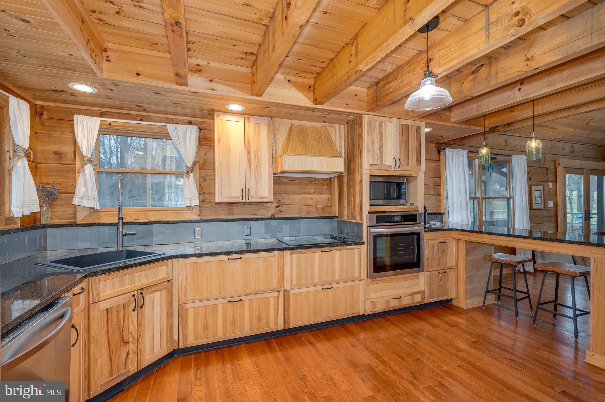 RIVERSIDE - Residential