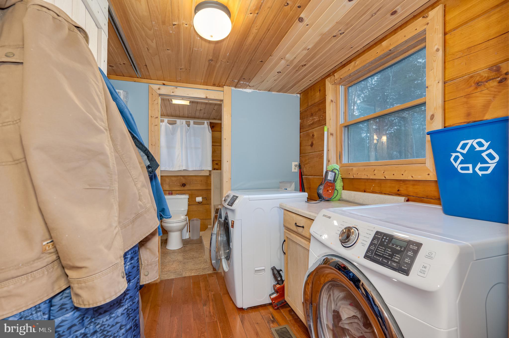 RIVERSIDE - Residential