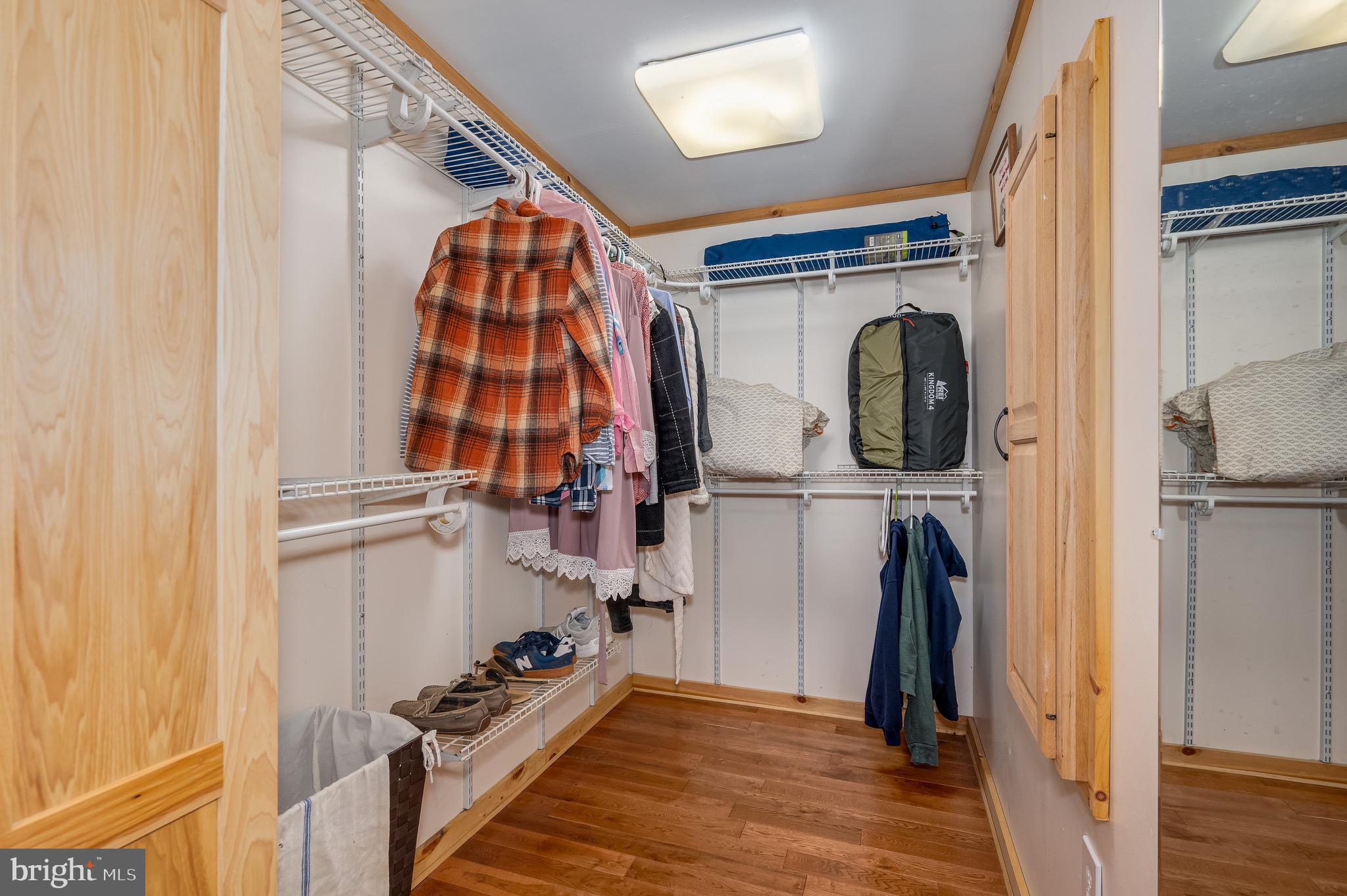 RIVERSIDE - Residential