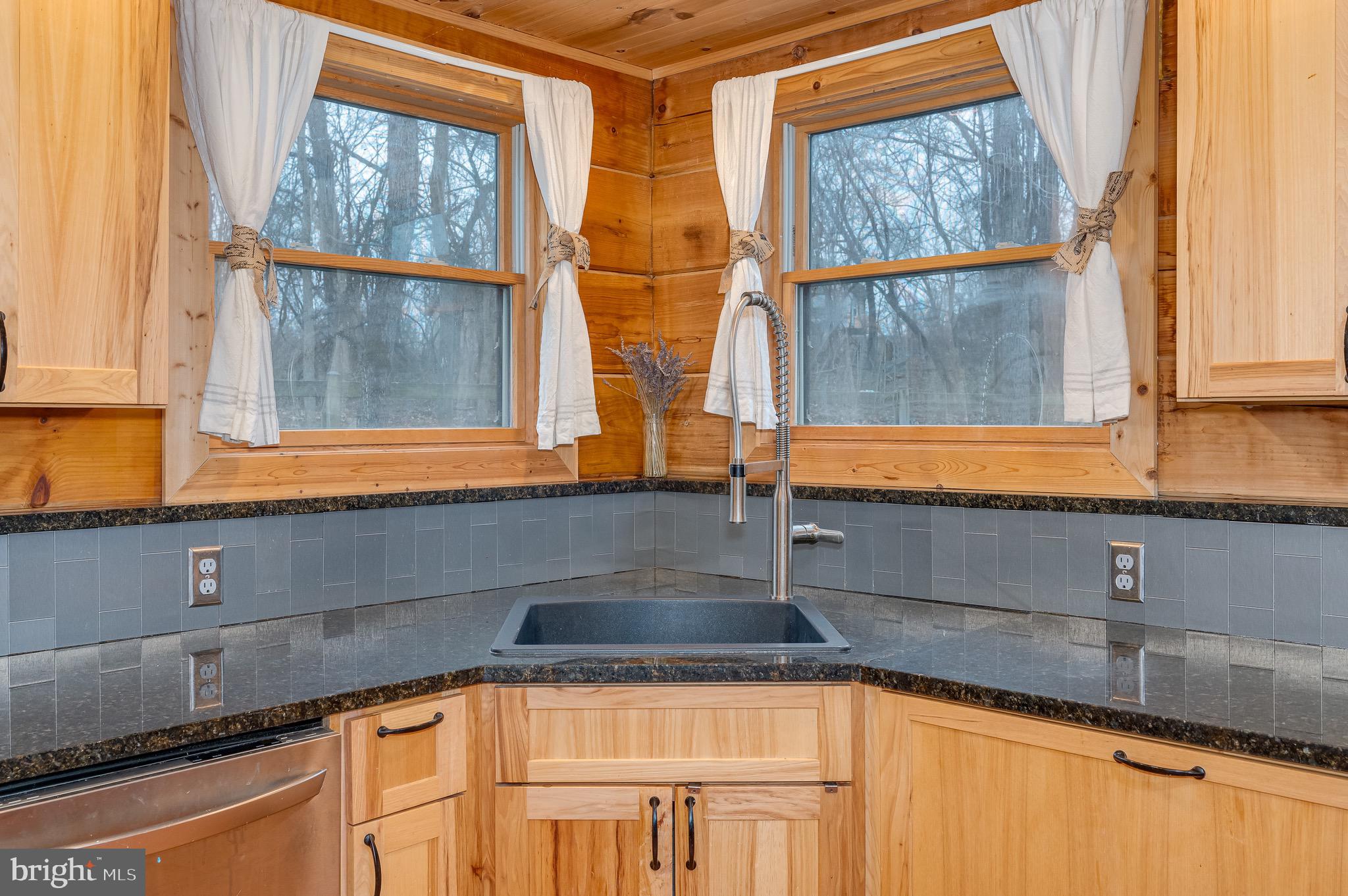 RIVERSIDE - Residential