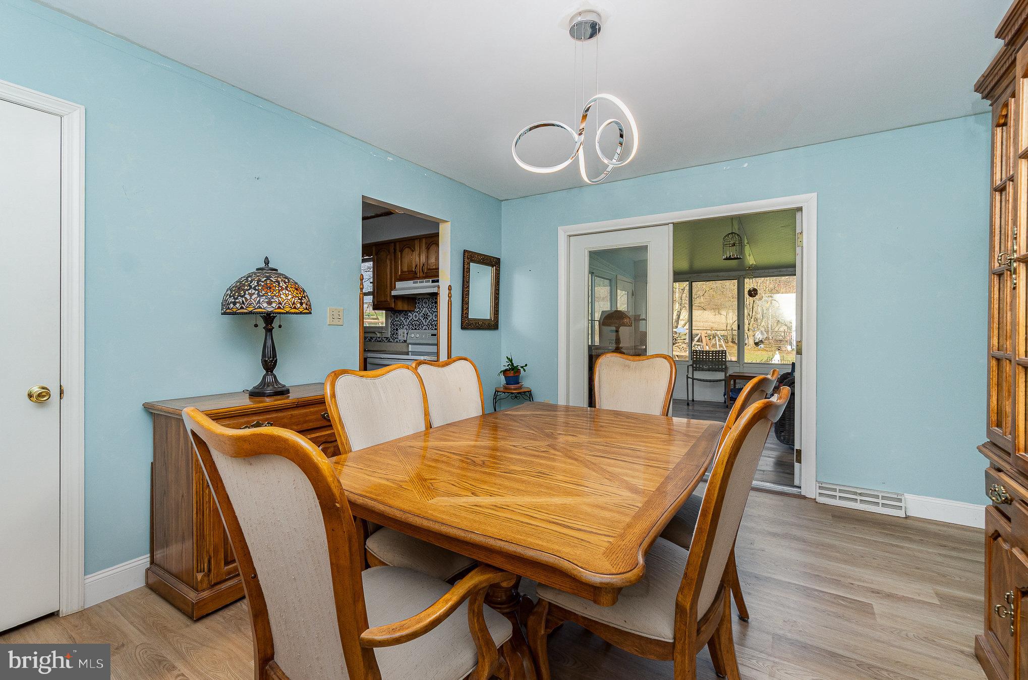 RINGTOWN - Residential