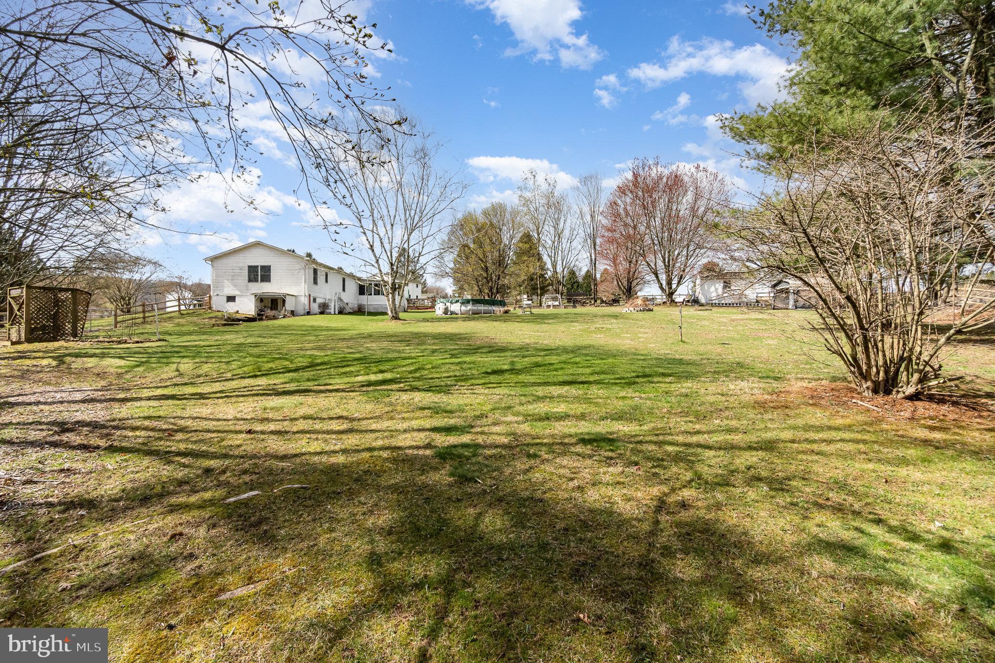 RINGTOWN - Residential