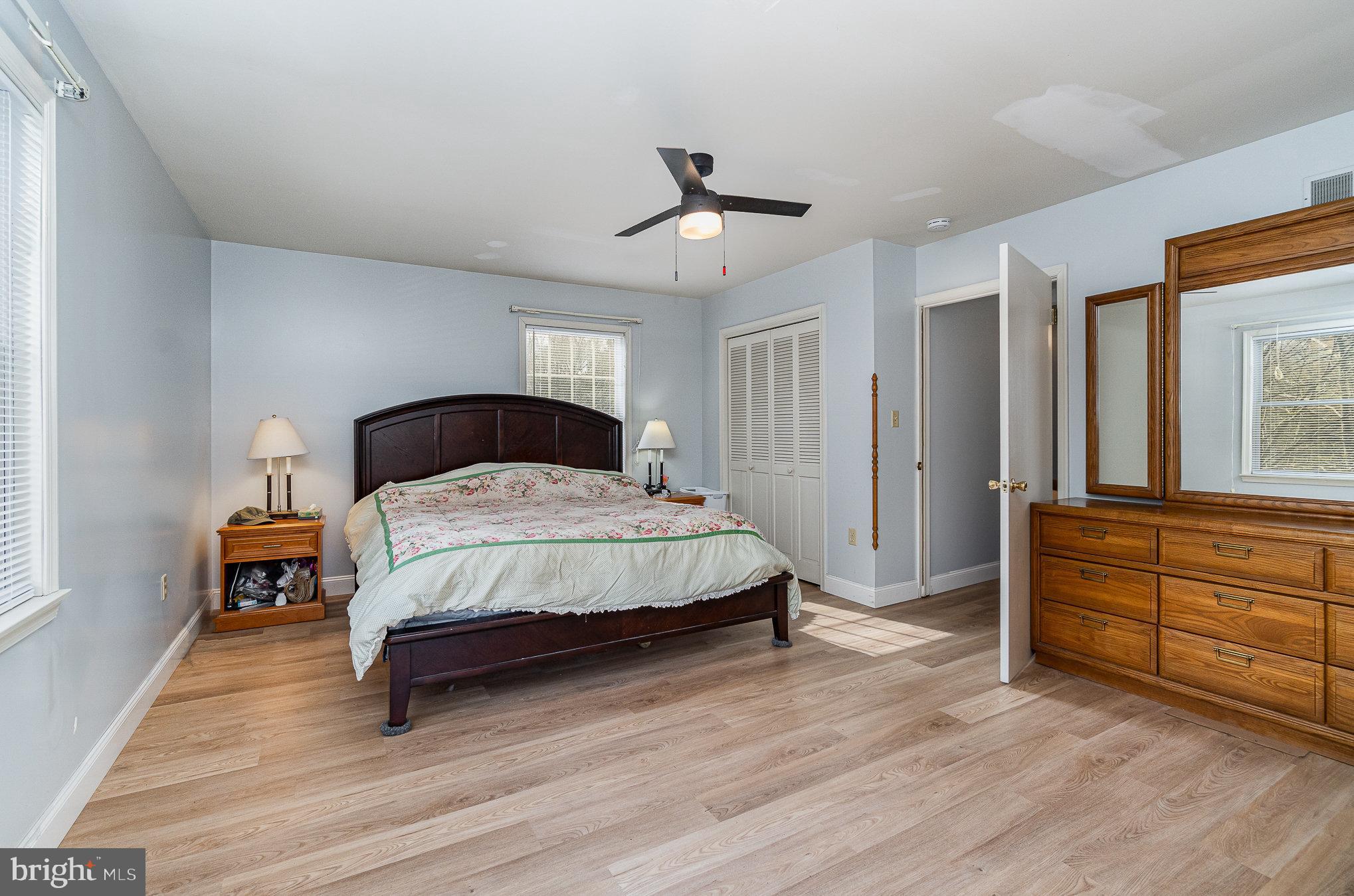 RINGTOWN - Residential