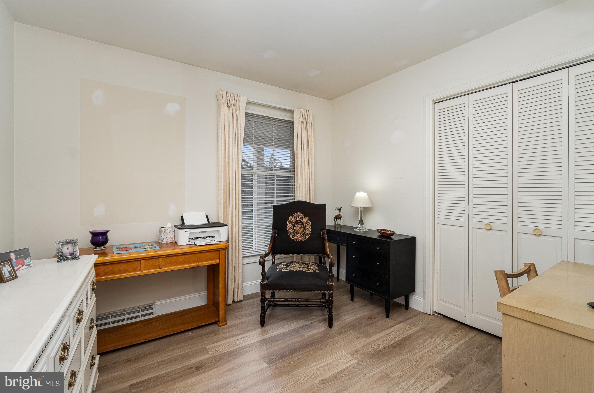 RINGTOWN - Residential