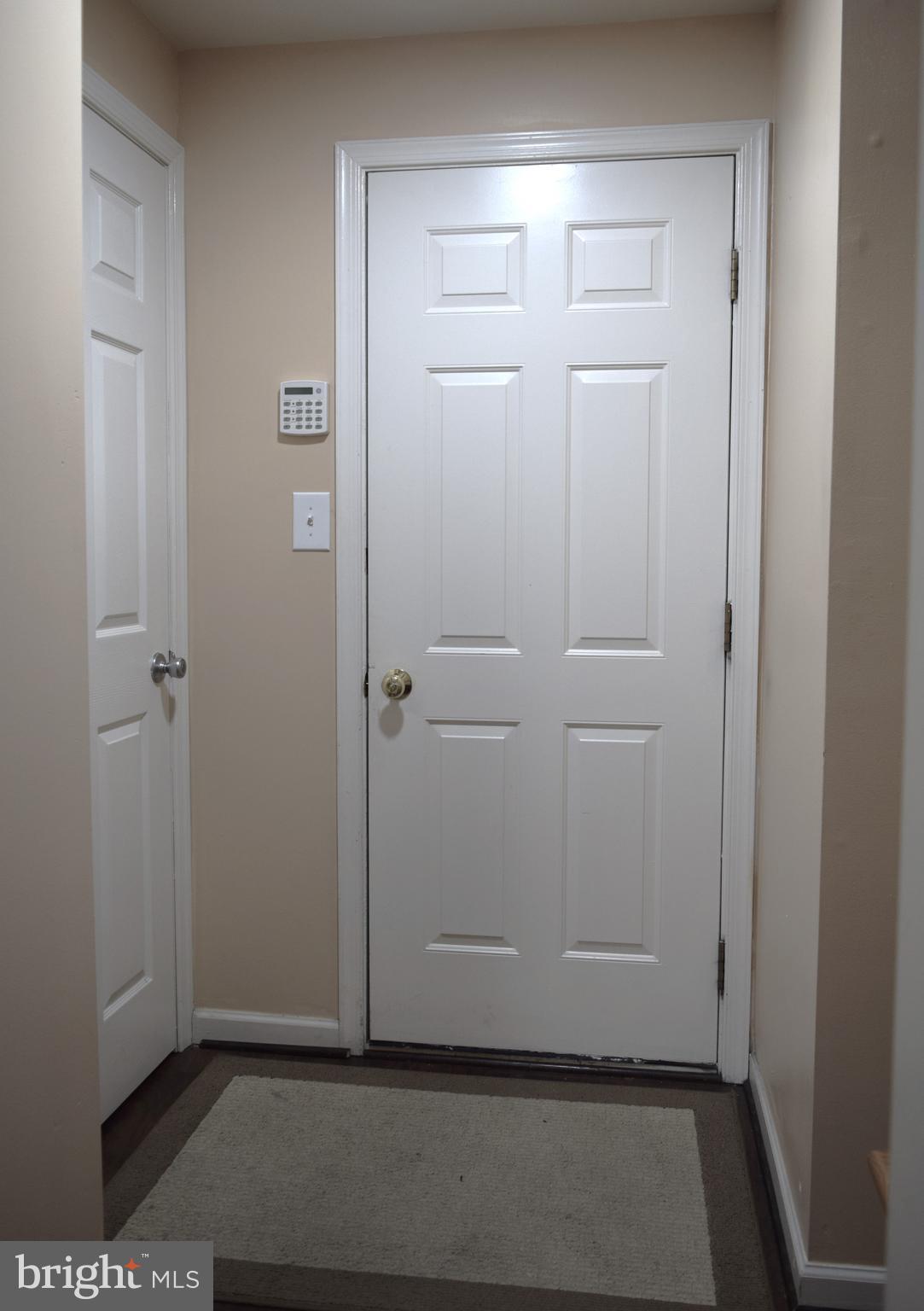 LOUDOUN VALLEY ESTATES - Residential Lease