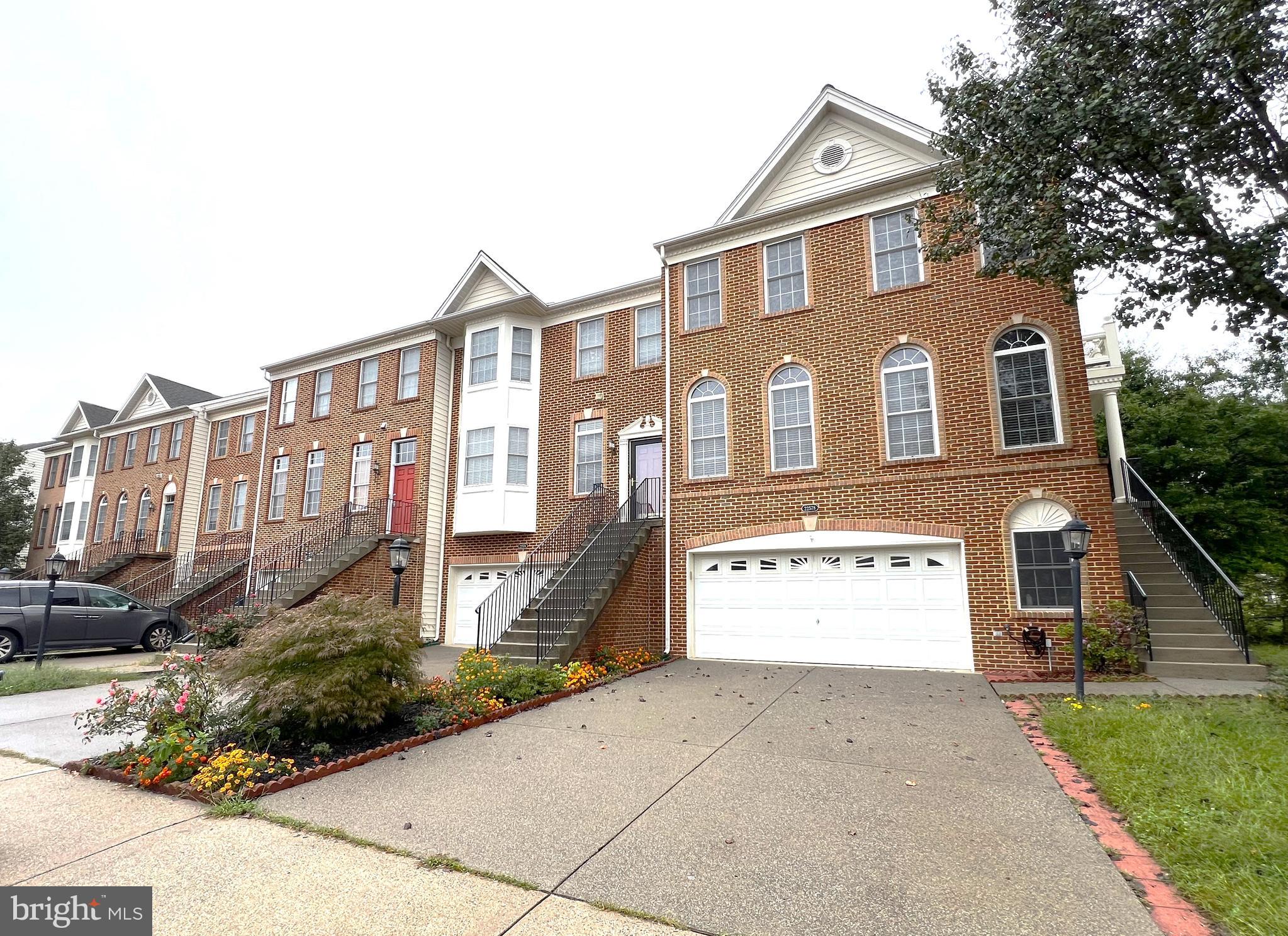 LOUDOUN VALLEY ESTATES - Residential Lease