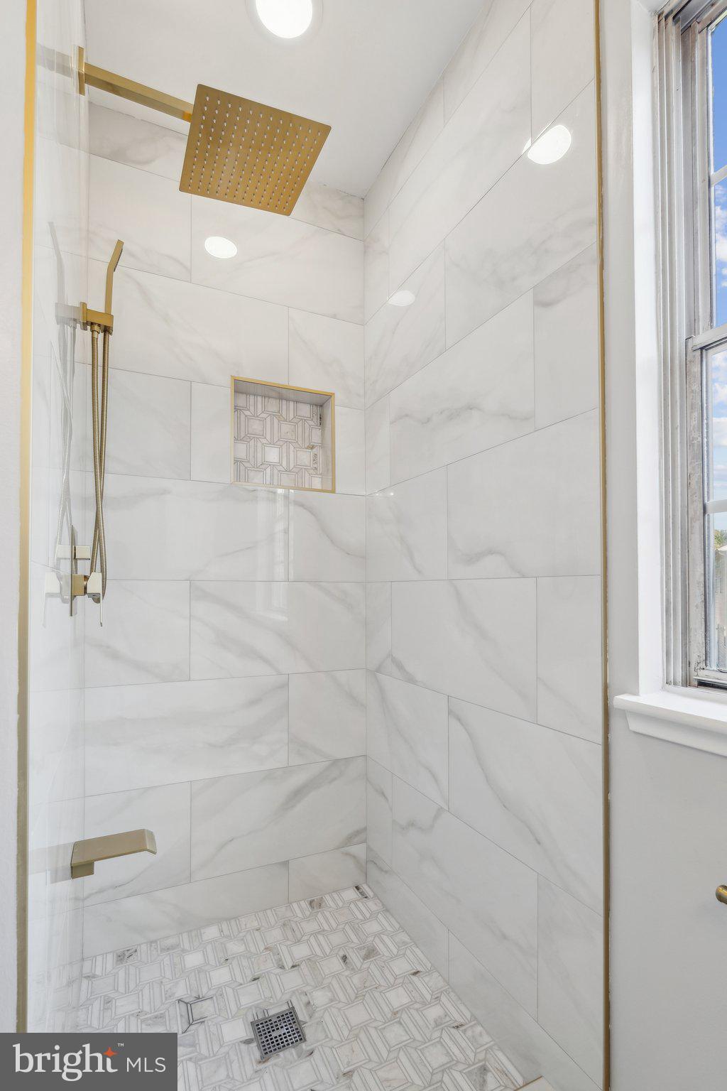 FRANKLIN FARM - Residential