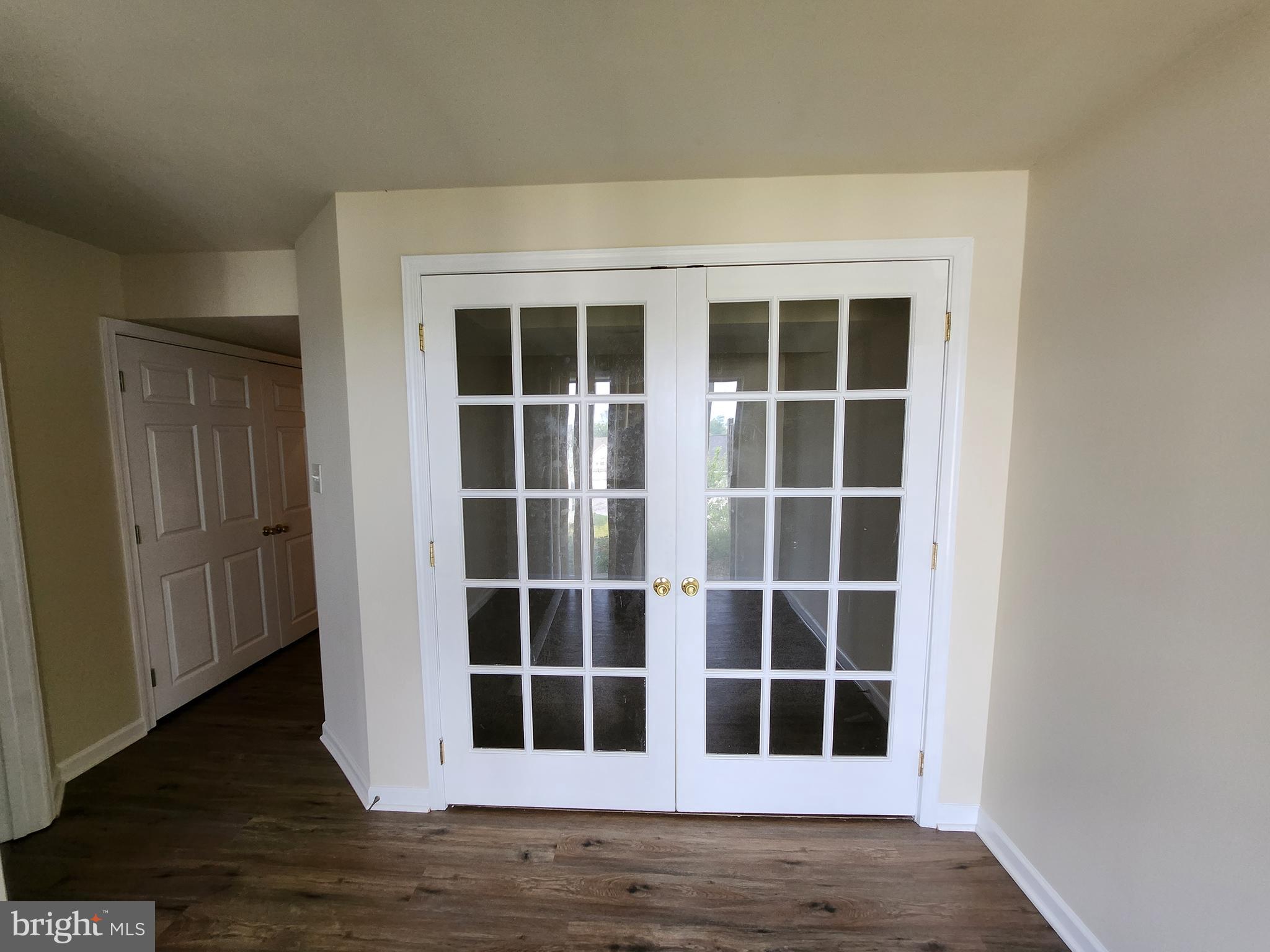 HEDGESVILLE - Residential