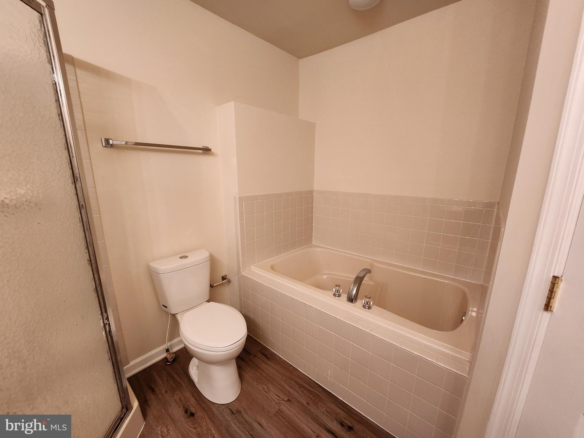 HEDGESVILLE - Residential