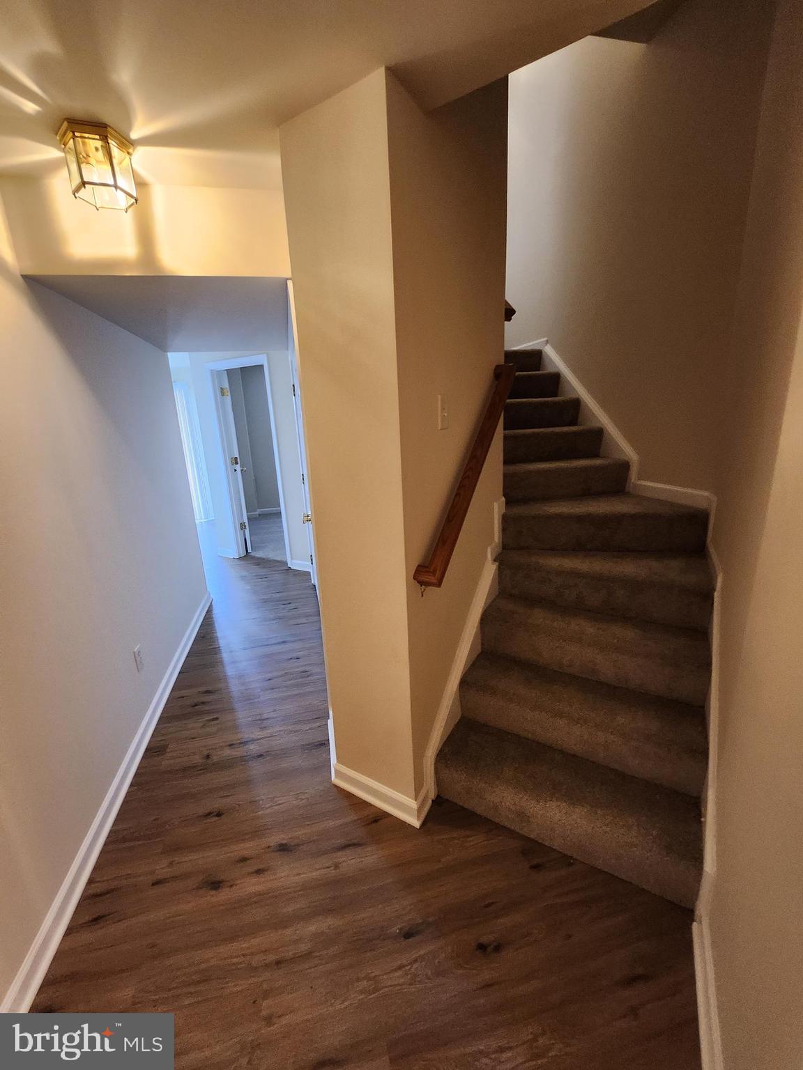 HEDGESVILLE - Residential