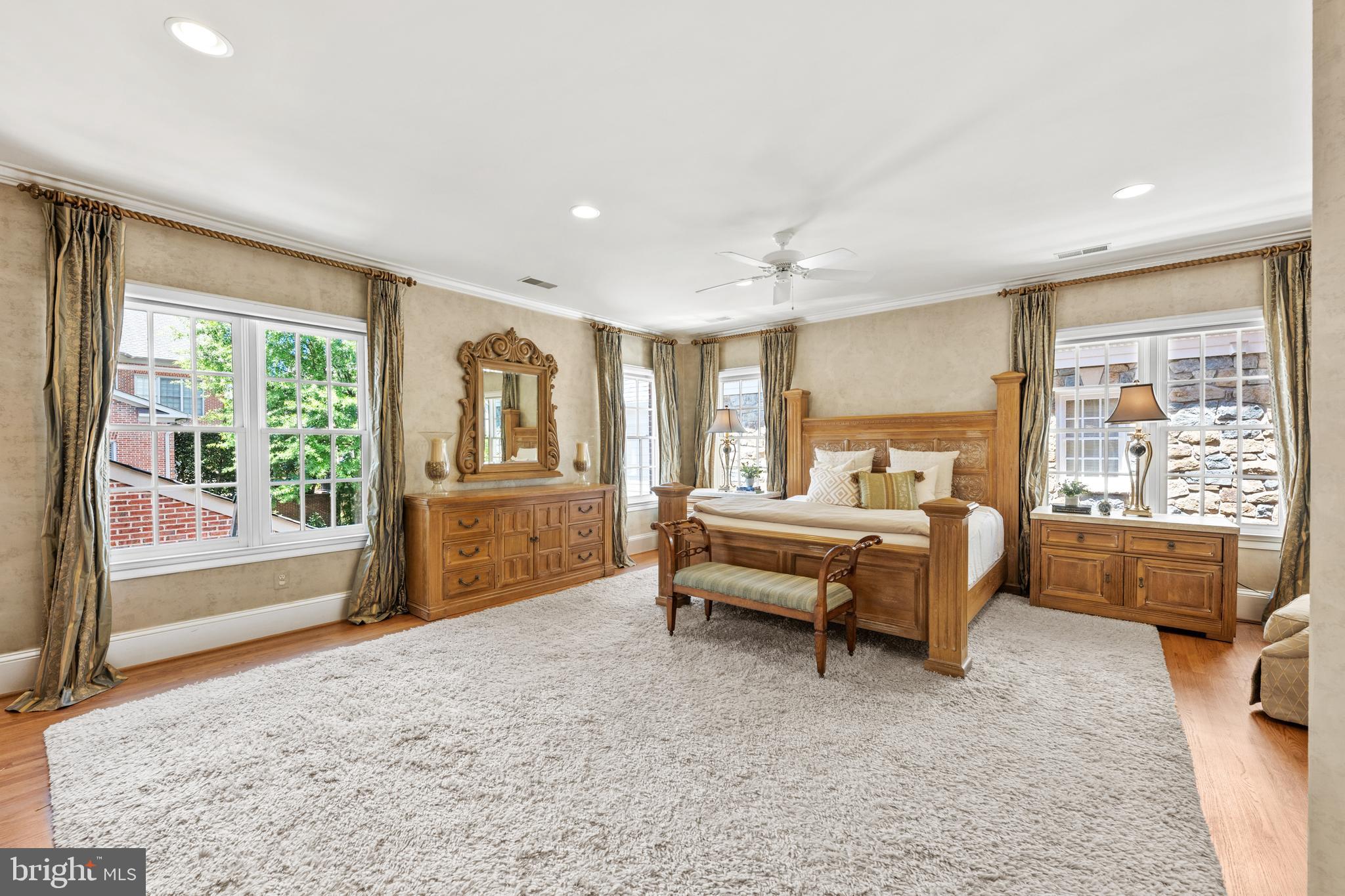 EVANS FARM - Residential