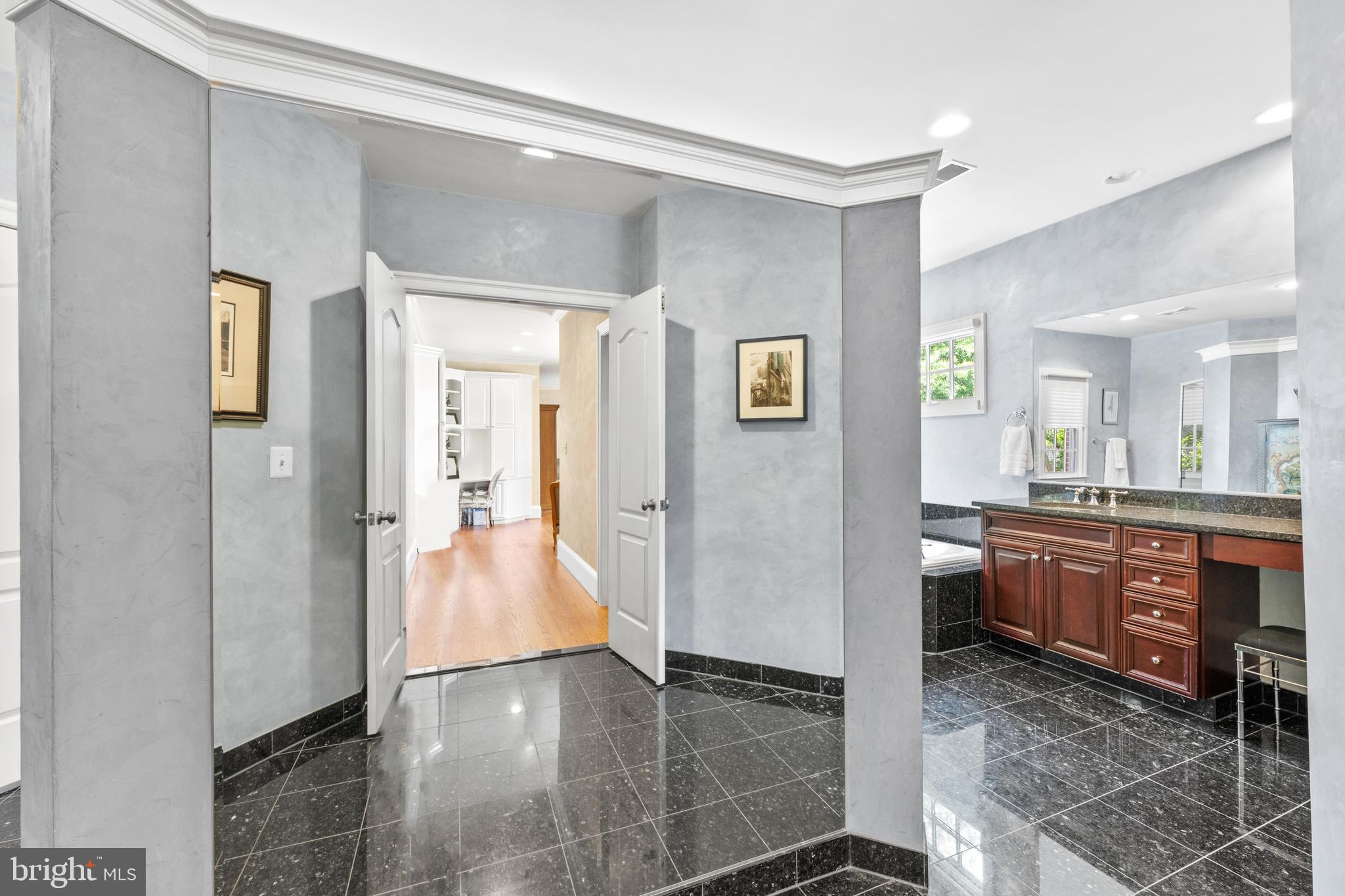 EVANS FARM - Residential