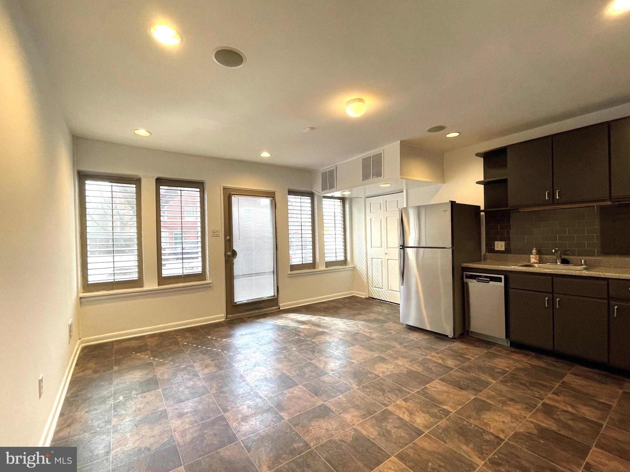 FEDERAL HILL HISTORIC DISTRICT - Residential Lease